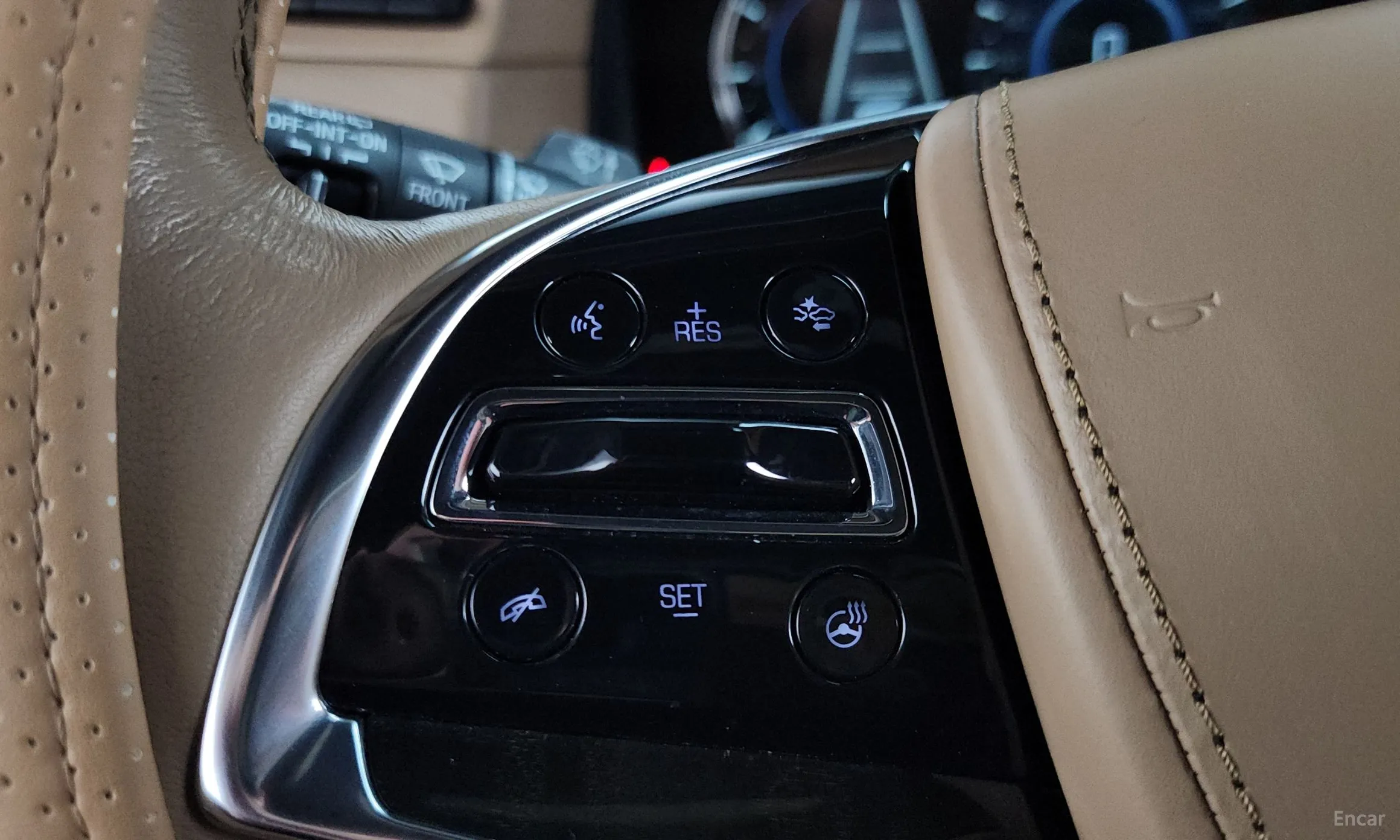 Cadillac Escalade превью 16