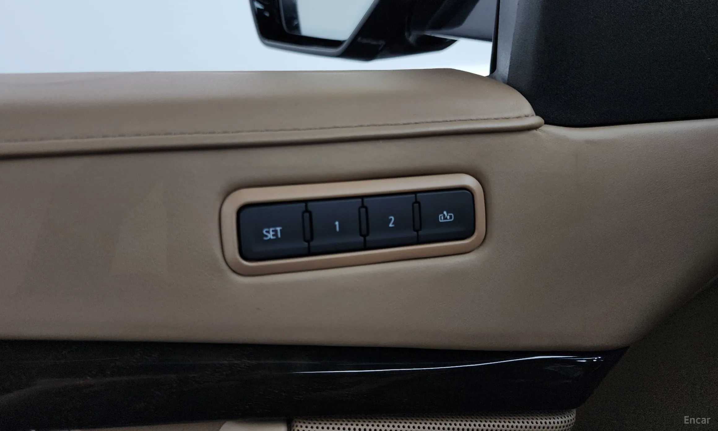 Cadillac Escalade превью 18