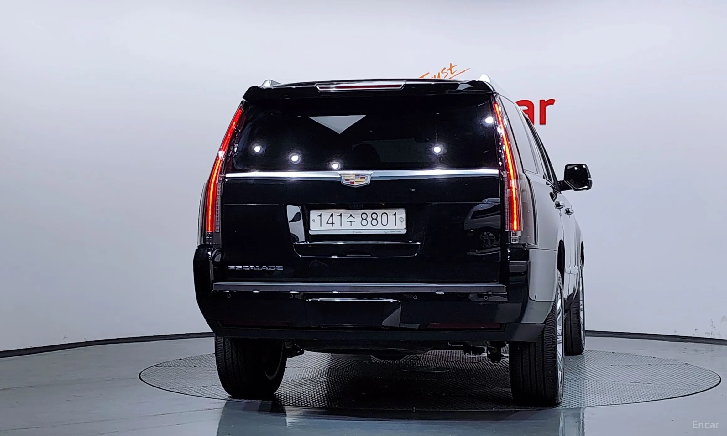 Cadillac Escalade превью 4