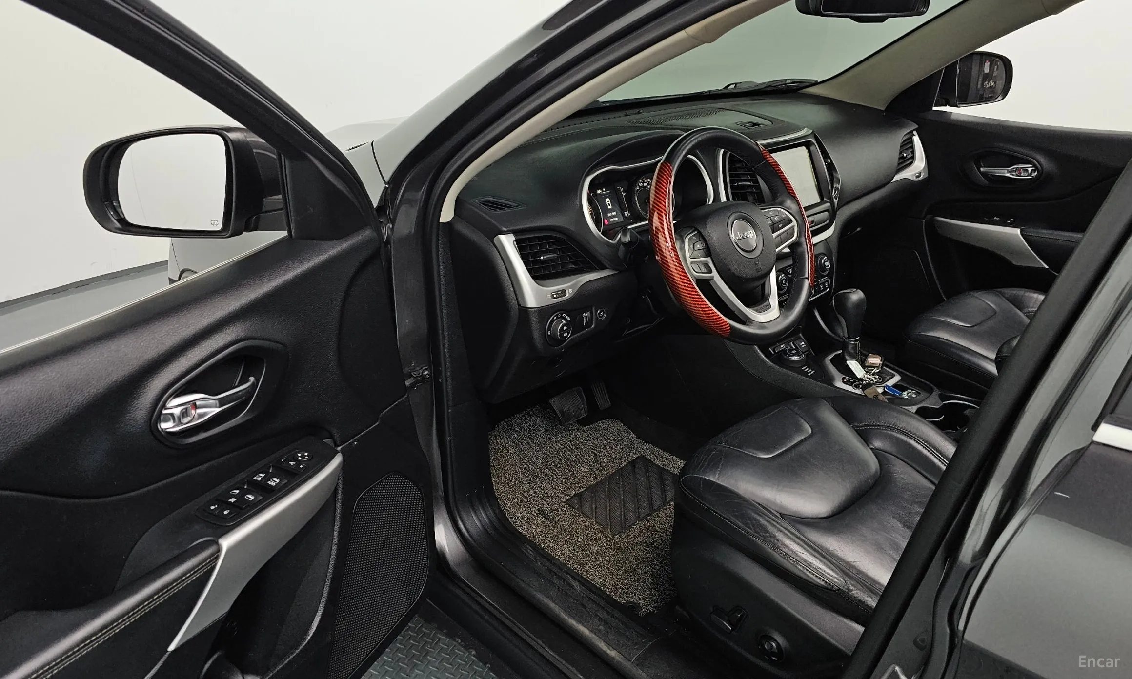 Jeep Cherokee (KL) превью 10