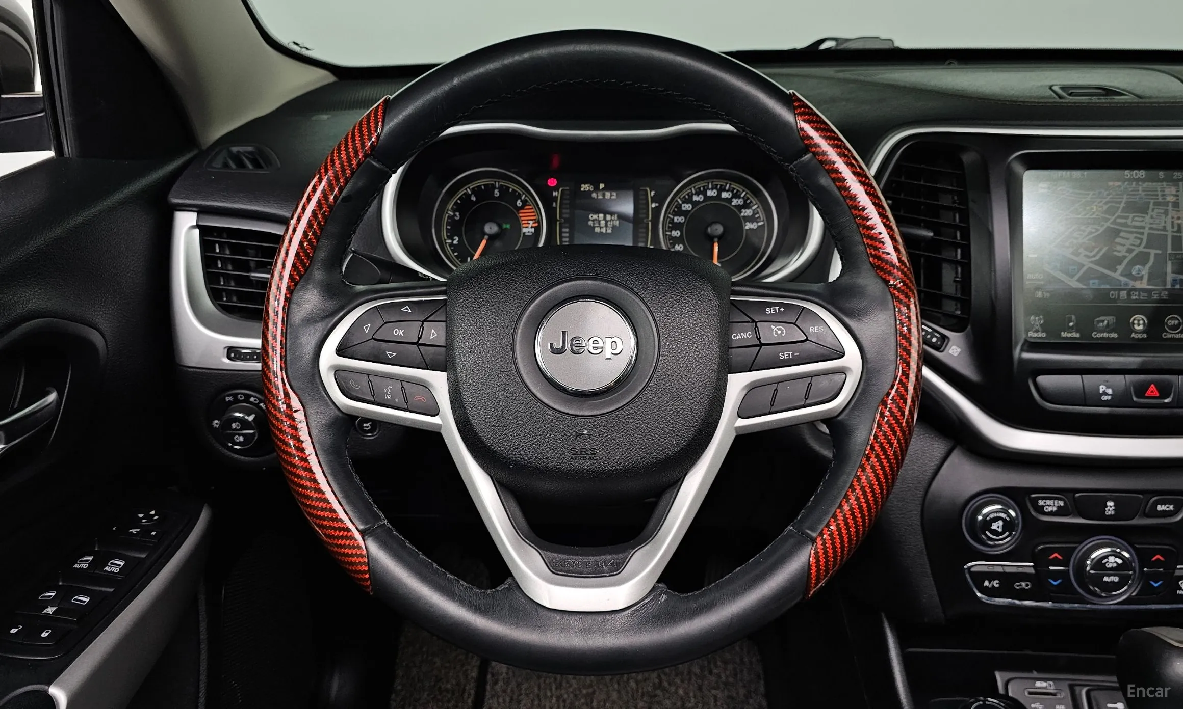 Jeep Cherokee (KL) превью 13