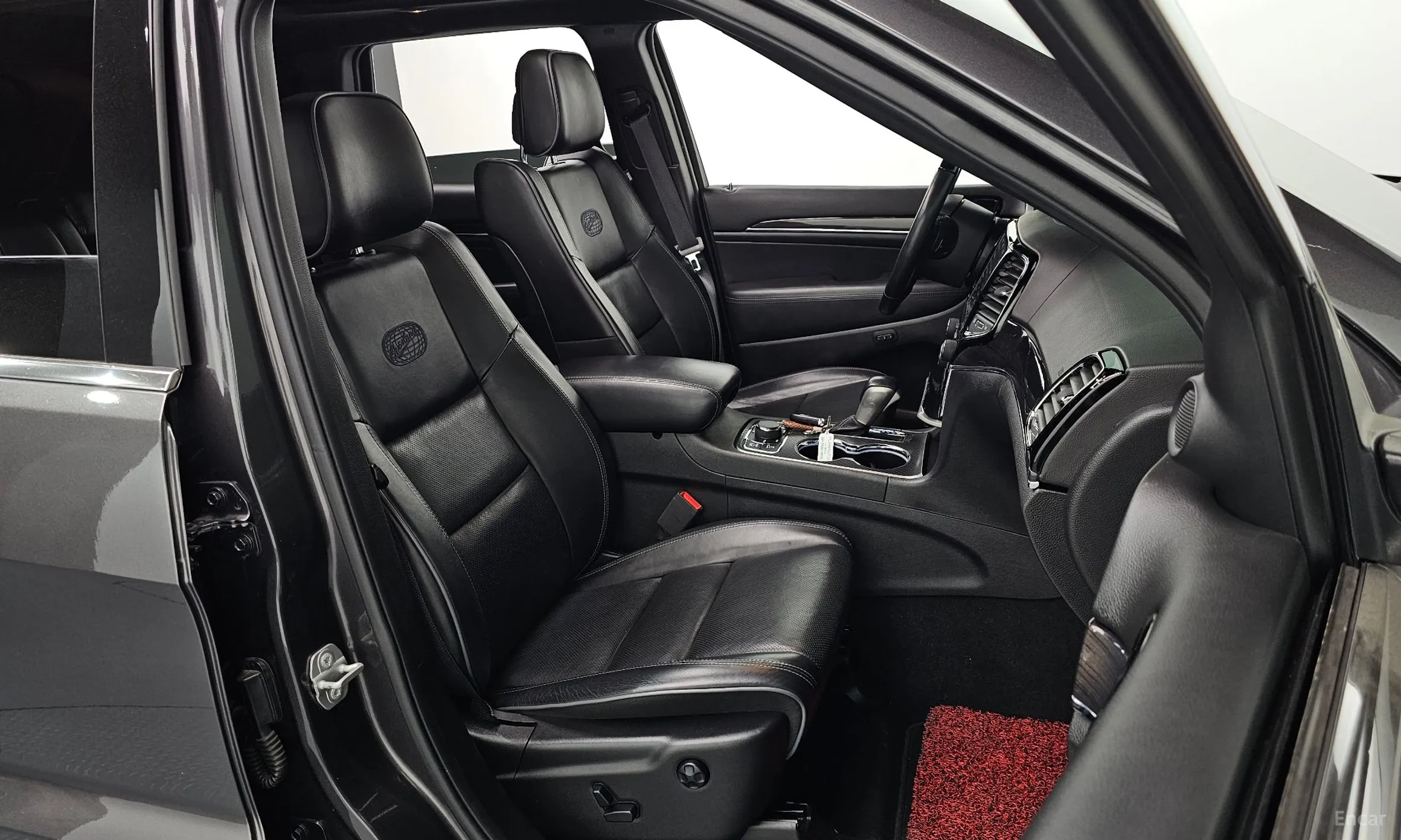 Jeep Grand Cherokee превью 11