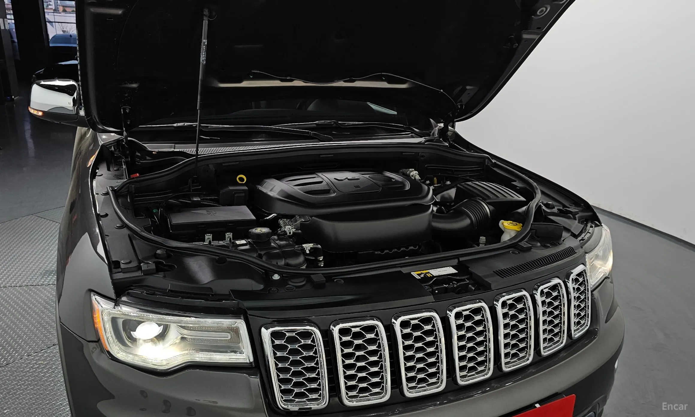 Jeep Grand Cherokee превью 6