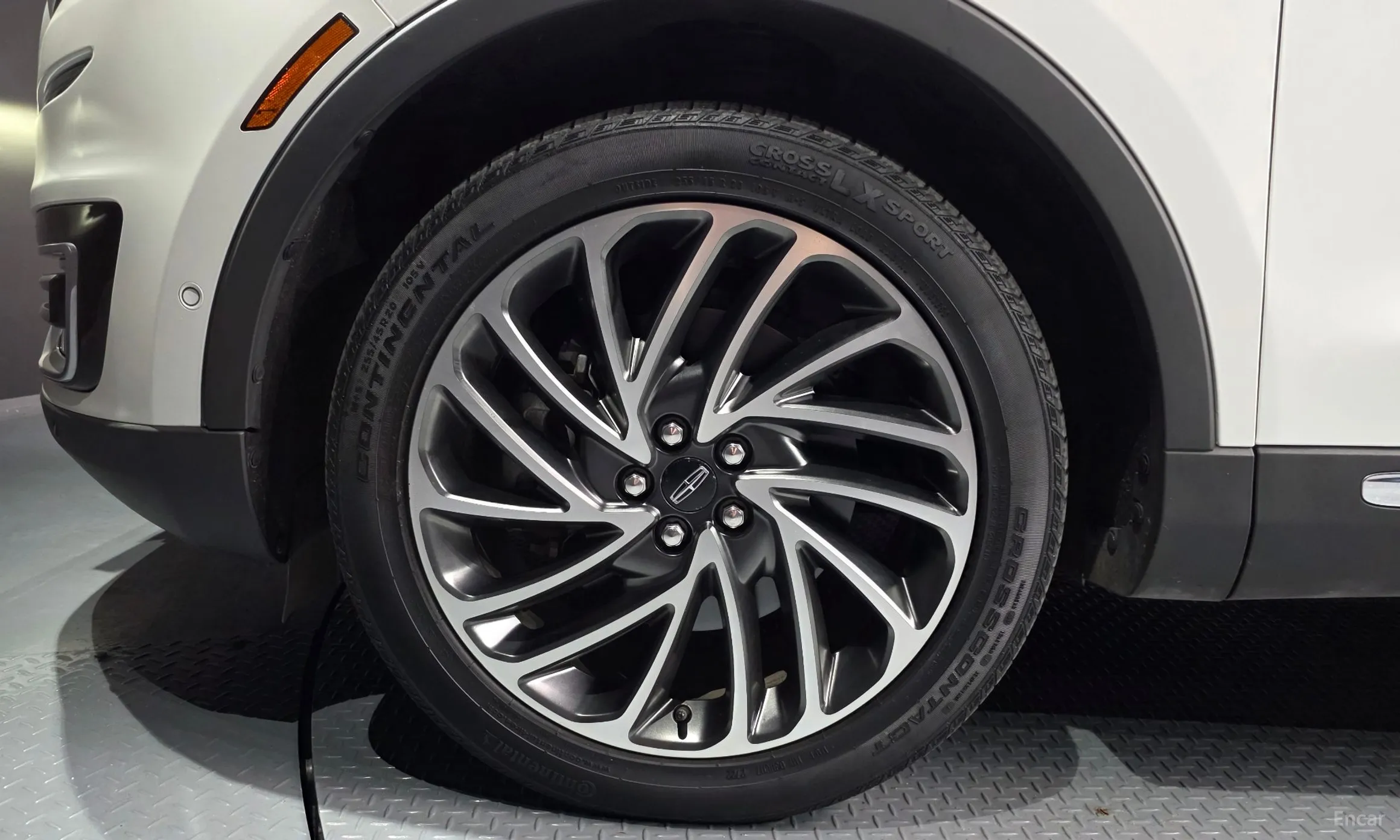 Lincoln Nautilus Gen 1 превью 5