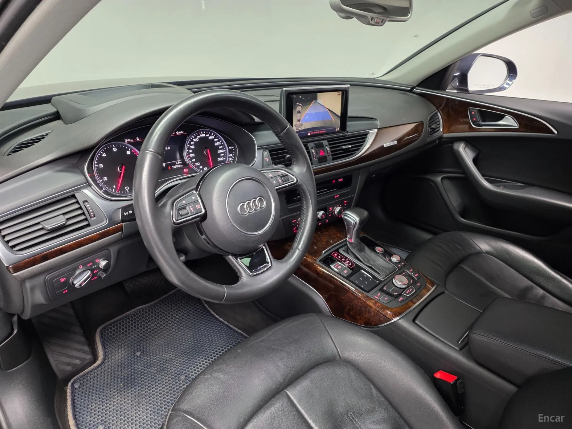 Audi New A6 превью 10