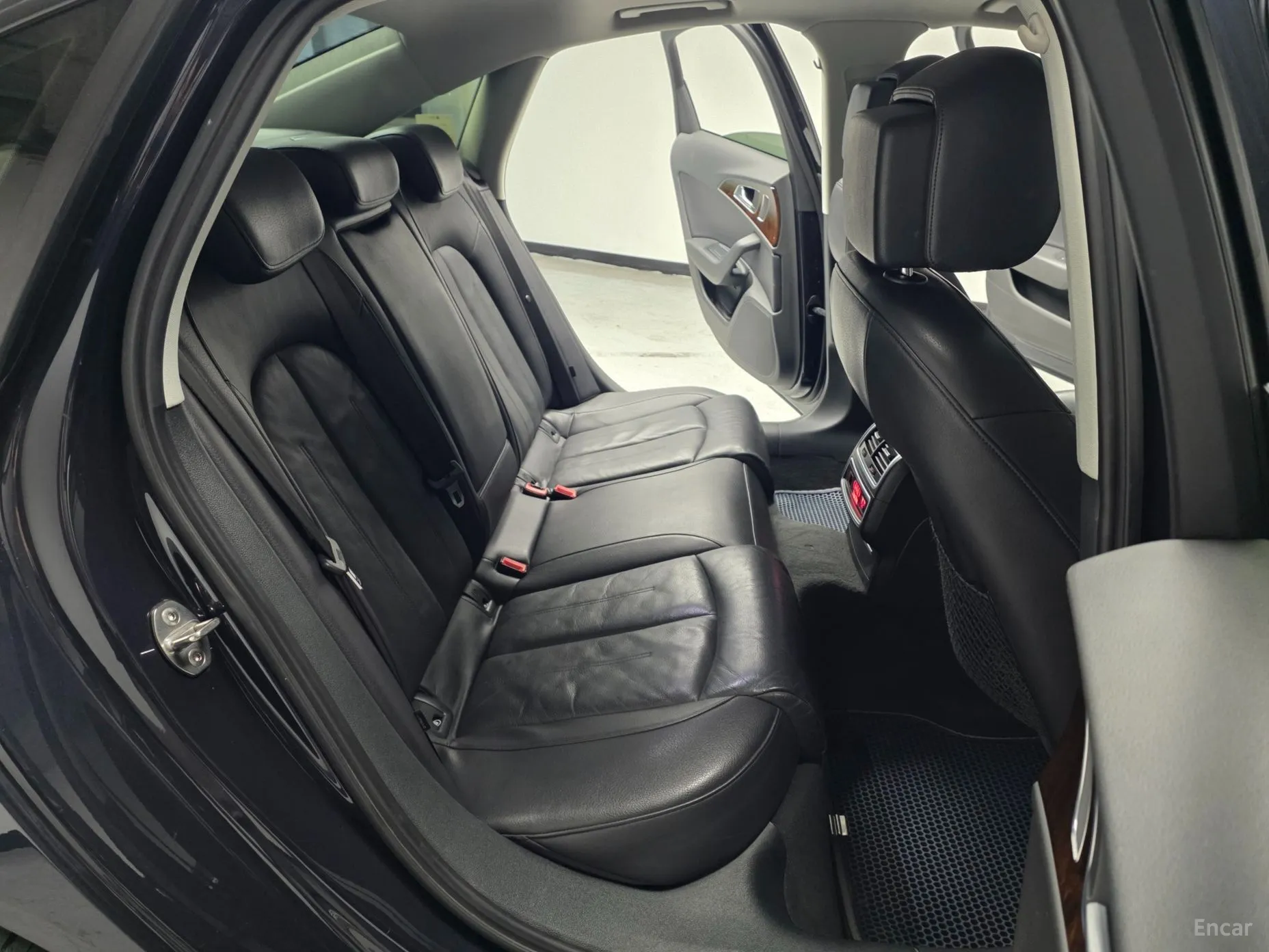 Audi New A6 превью 12
