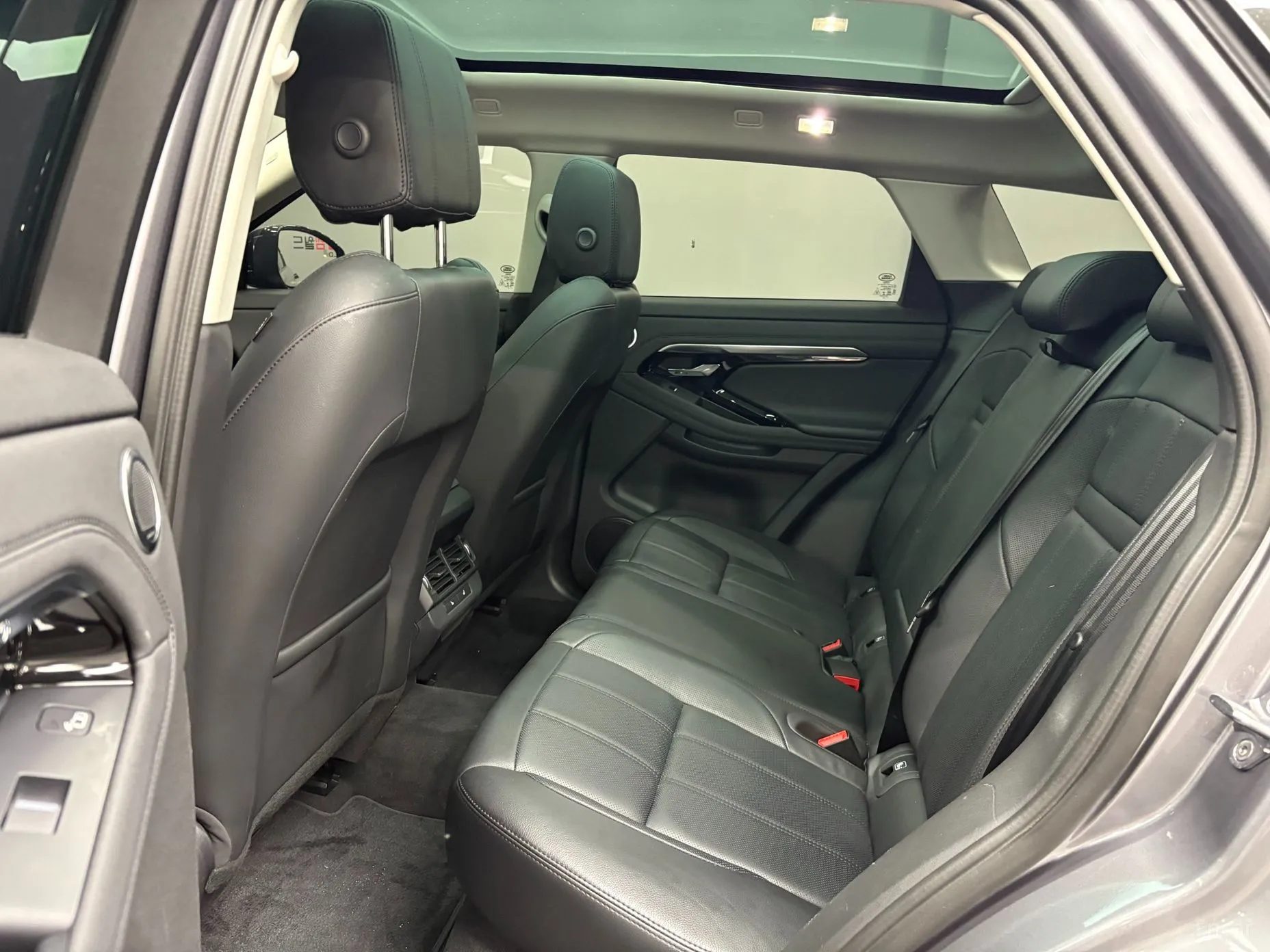 Land Rover Range Rover Evoque 2nd Generation превью 17