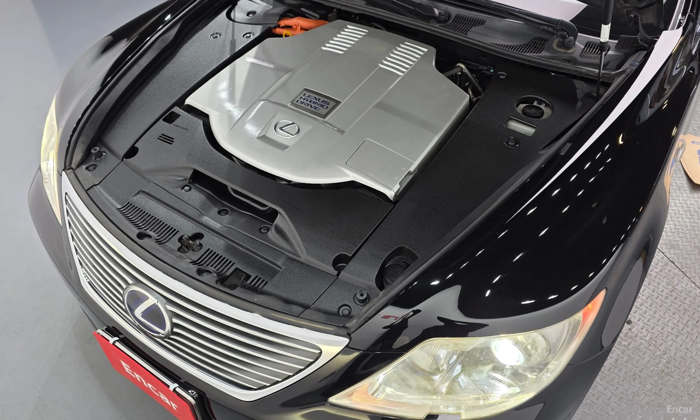 Lexus LS600hL превью 6