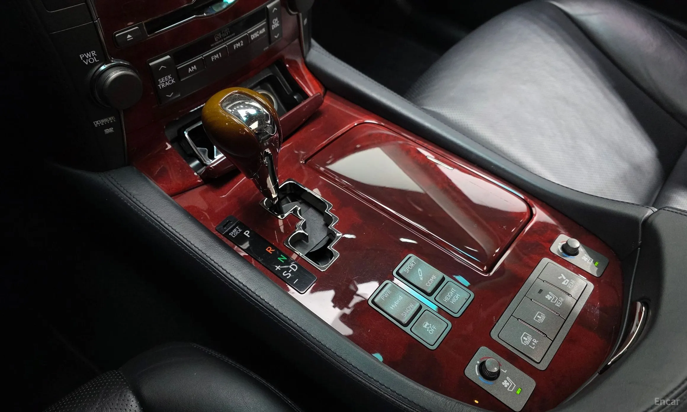 Lexus LS600hL превью 9