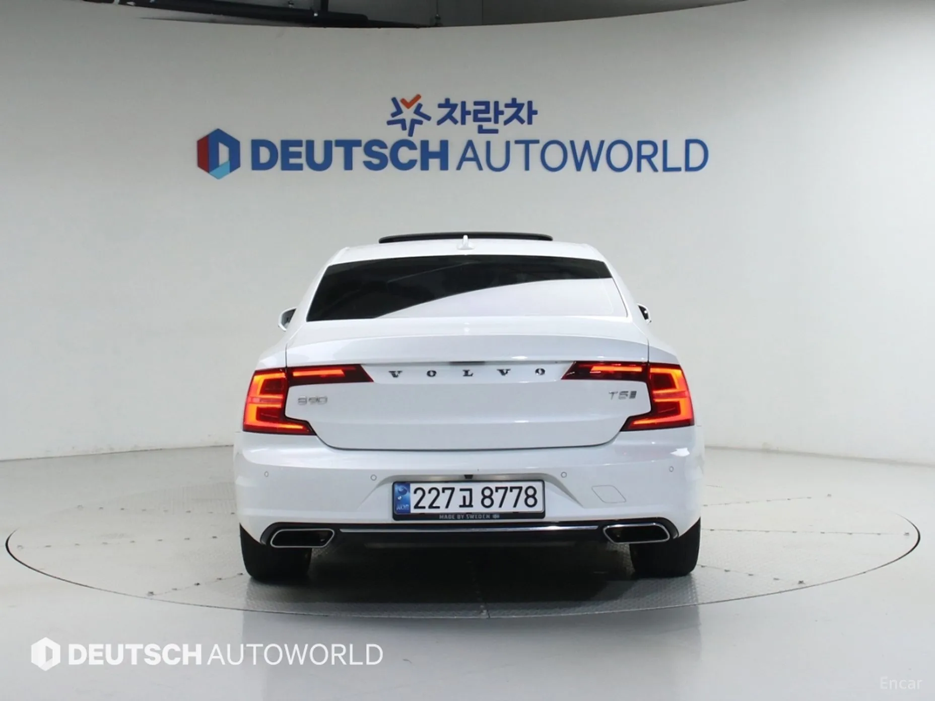 Volvo S90 превью 4