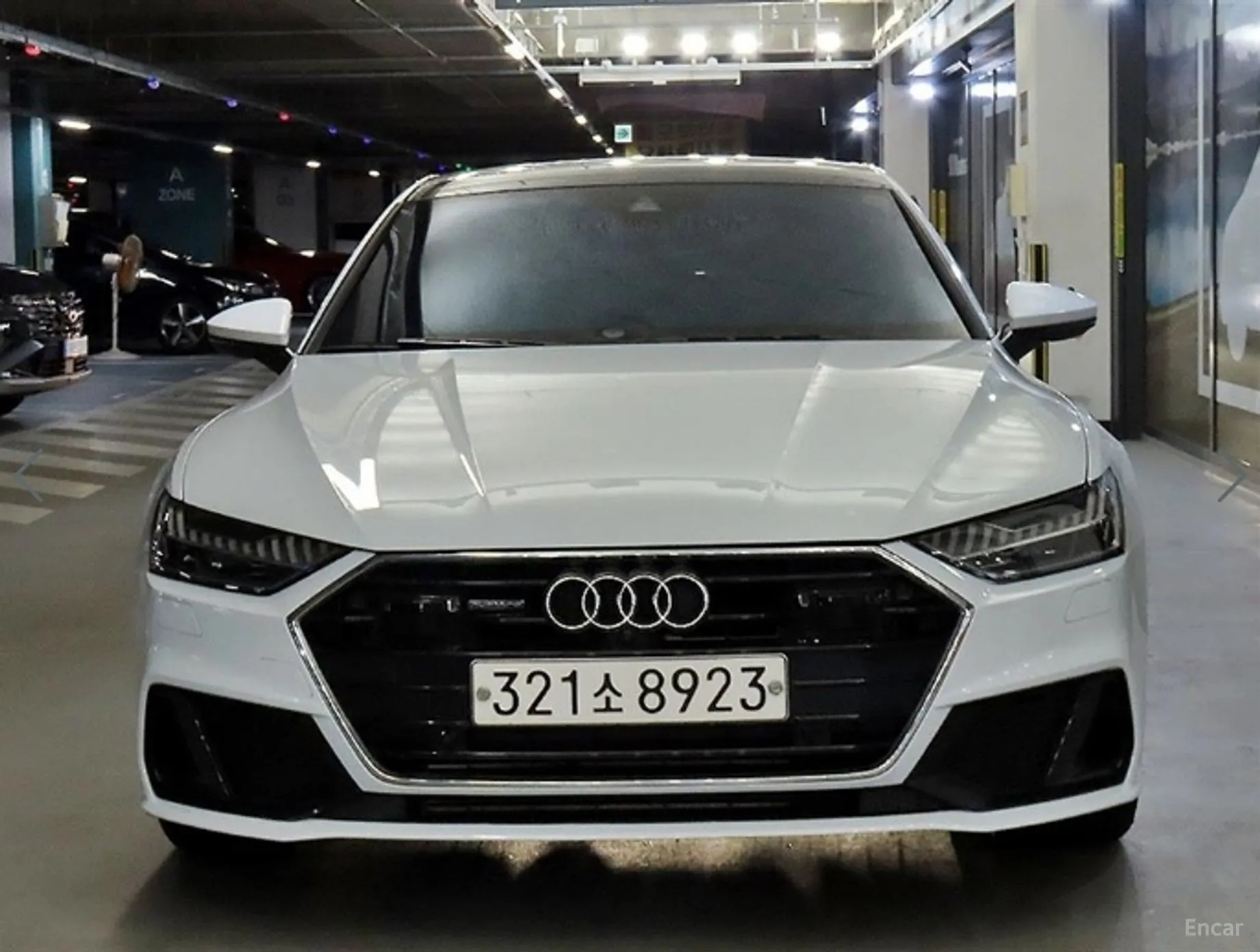 Audi A7 (4K)