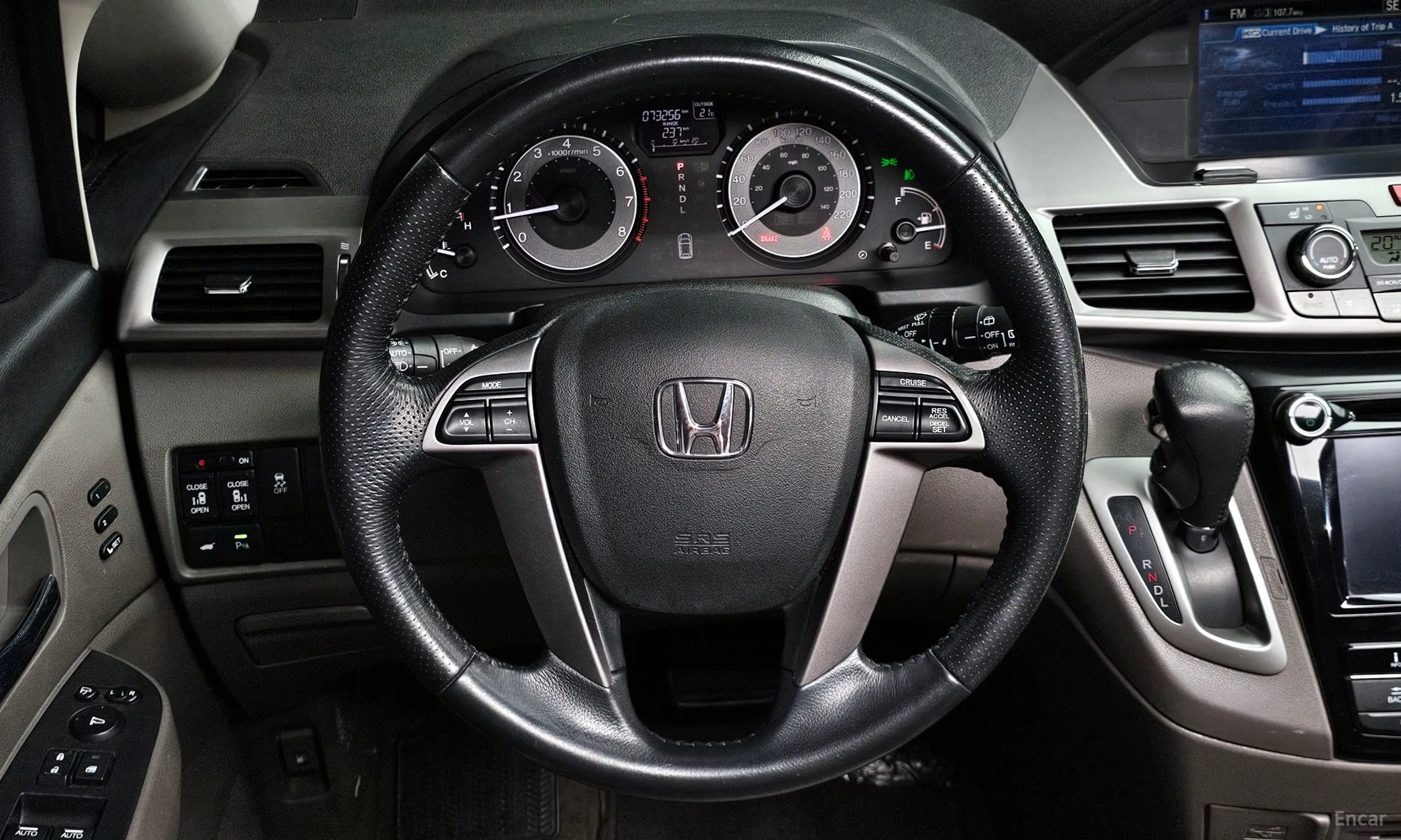 Honda Odyssey превью 15