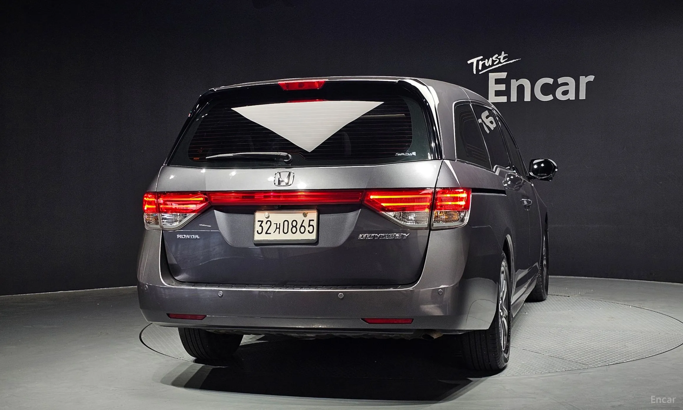Honda Odyssey превью 4