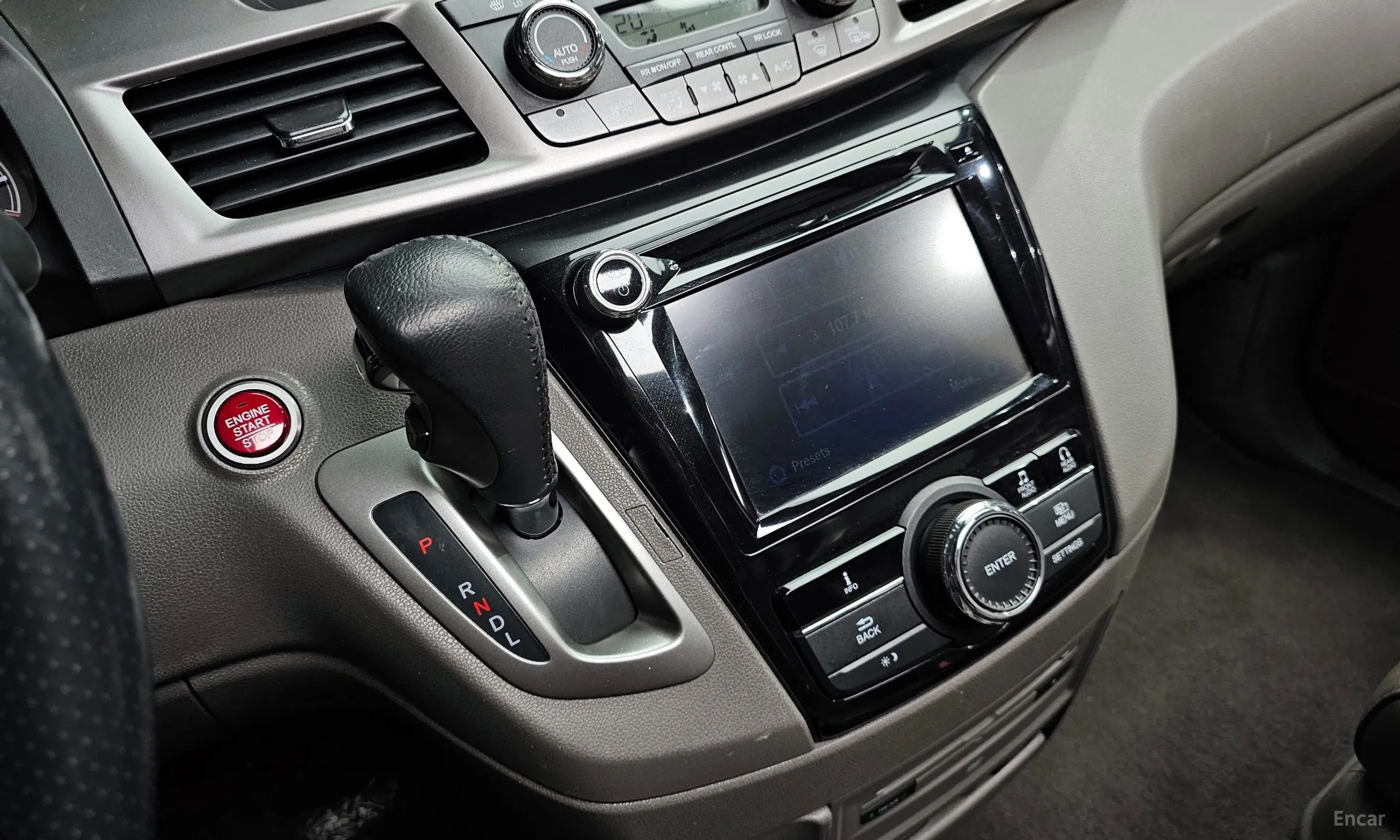 Honda Odyssey превью 9