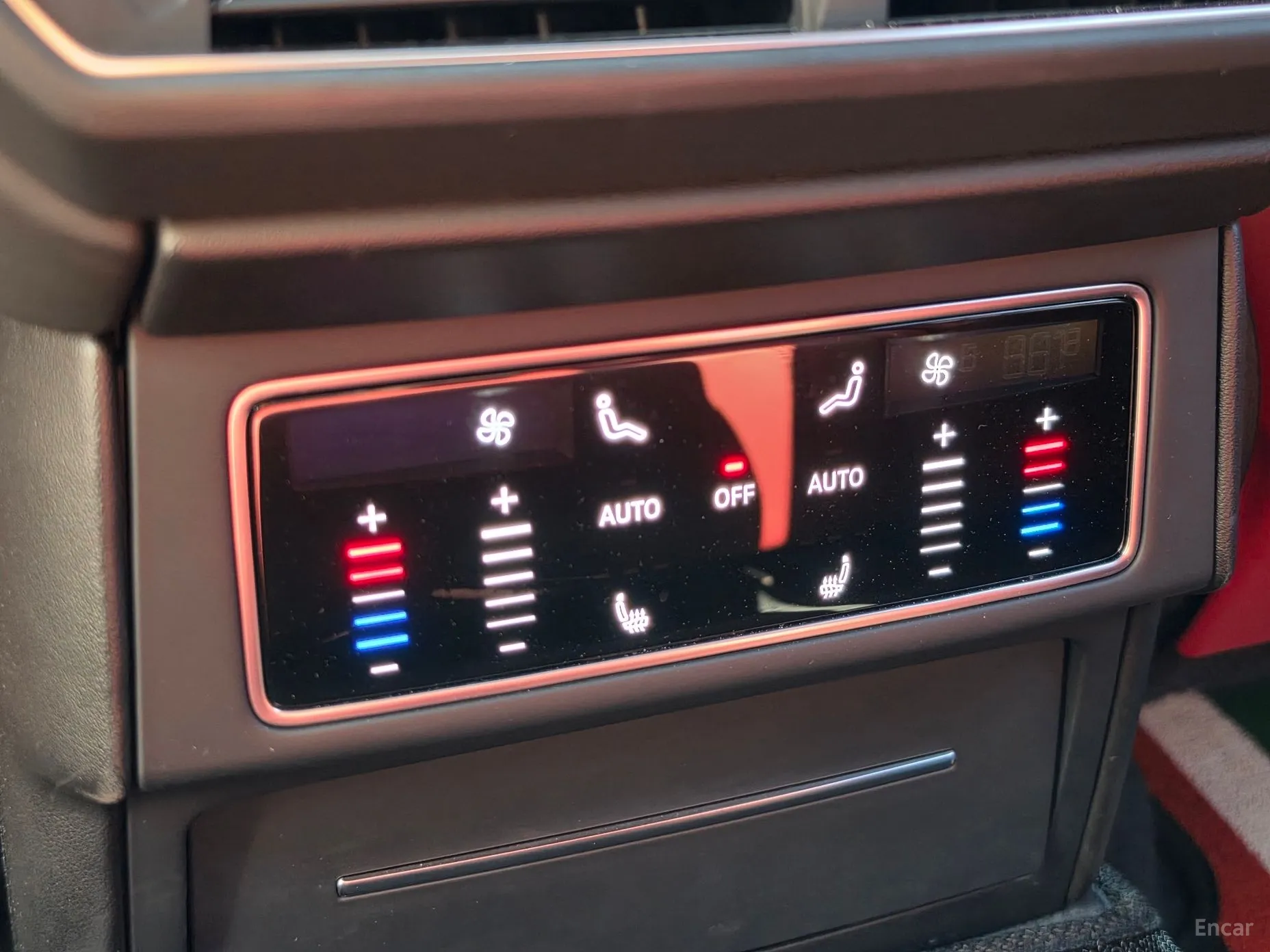 Lamborghini Urus превью 16