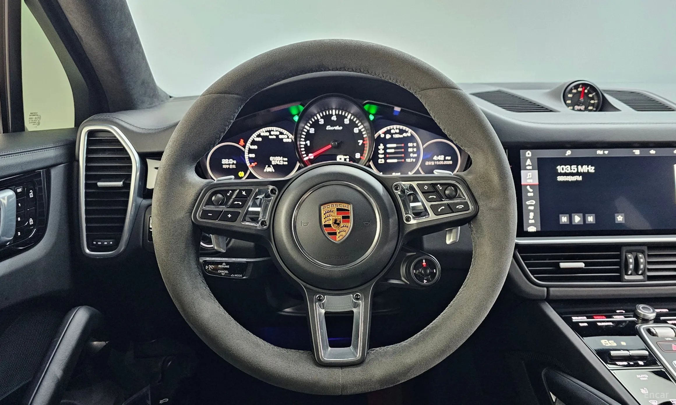 Porsche Cayenne (PO536) превью 13