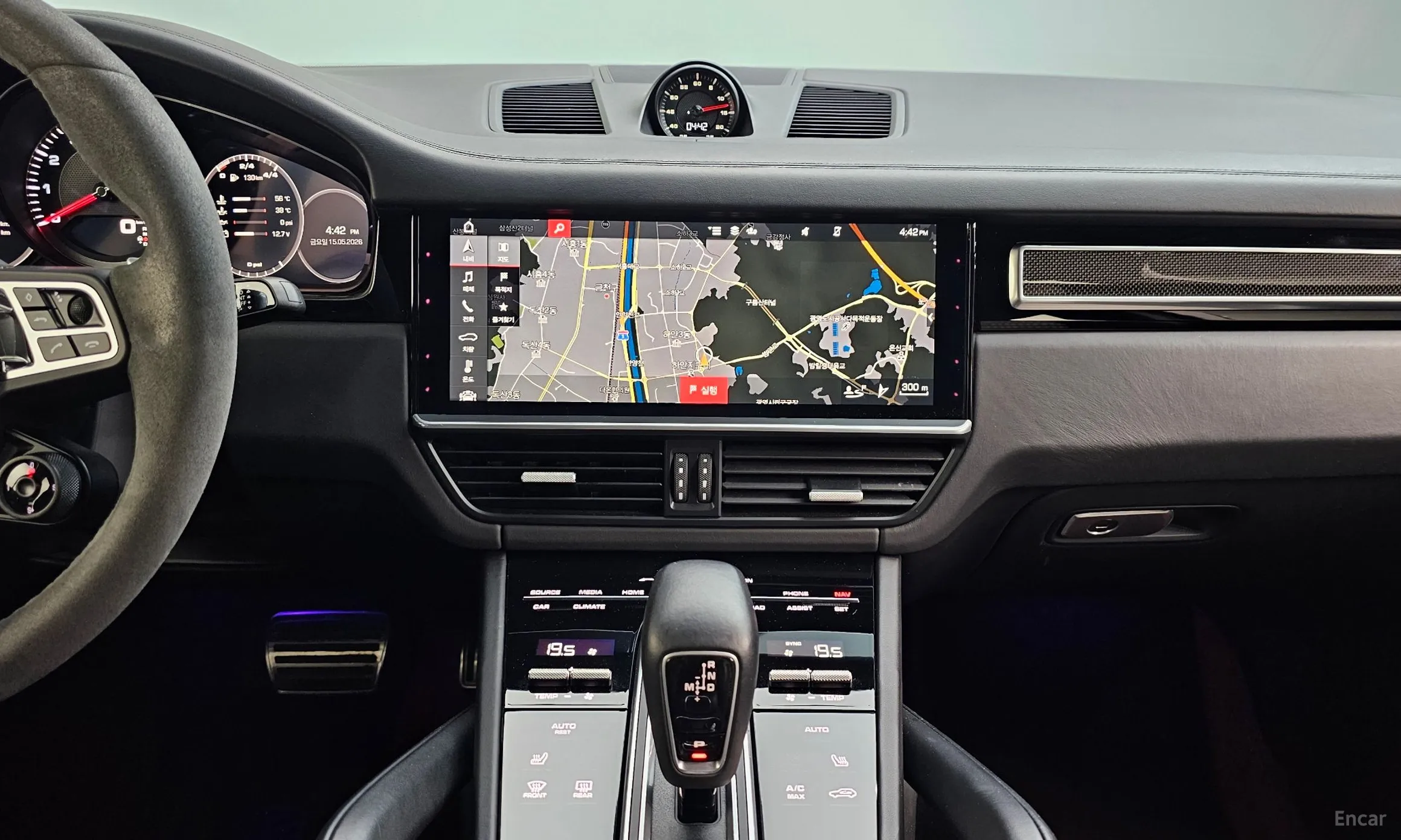 Porsche Cayenne (PO536) превью 17