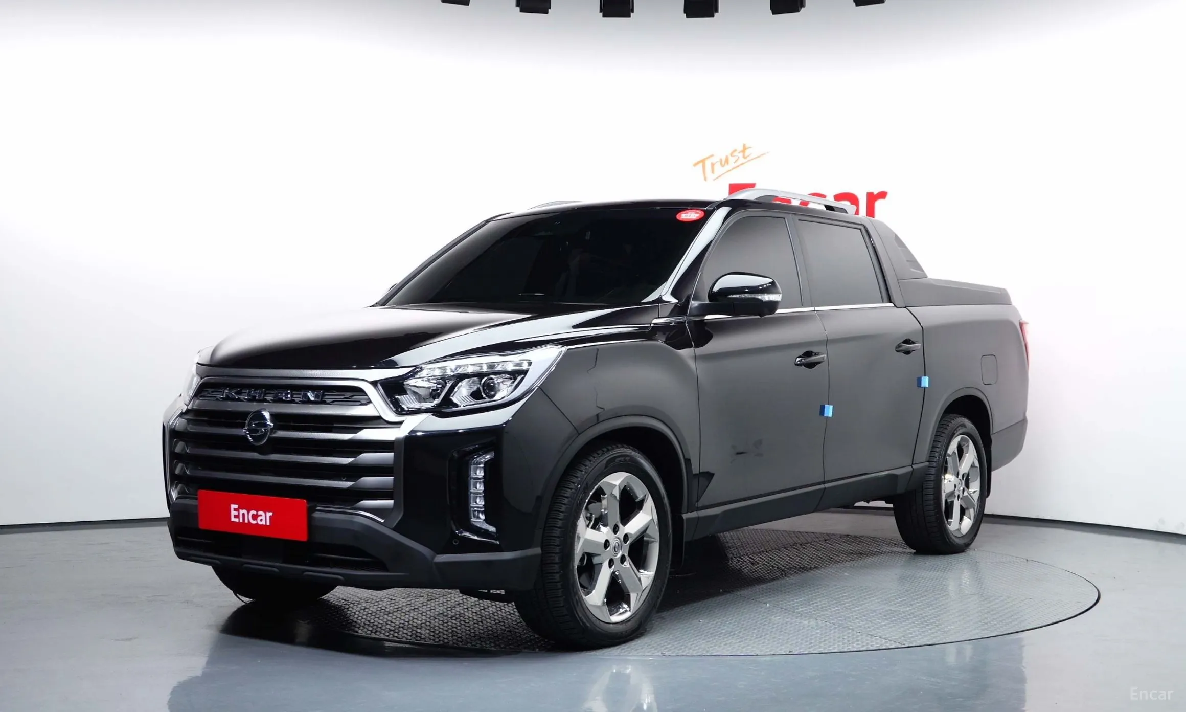 Rexton Sports Khan
