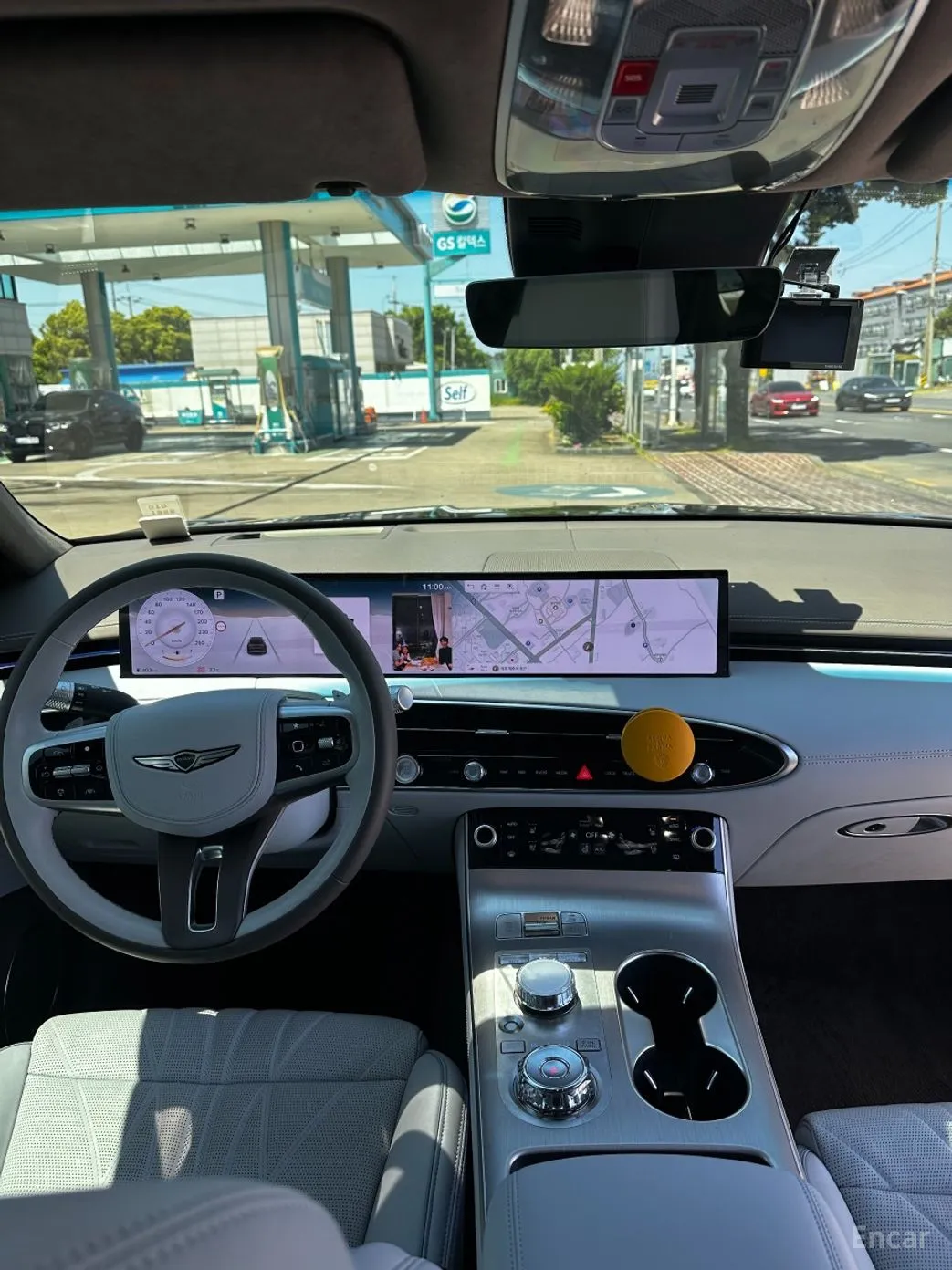 Genesis GV70 превью 10