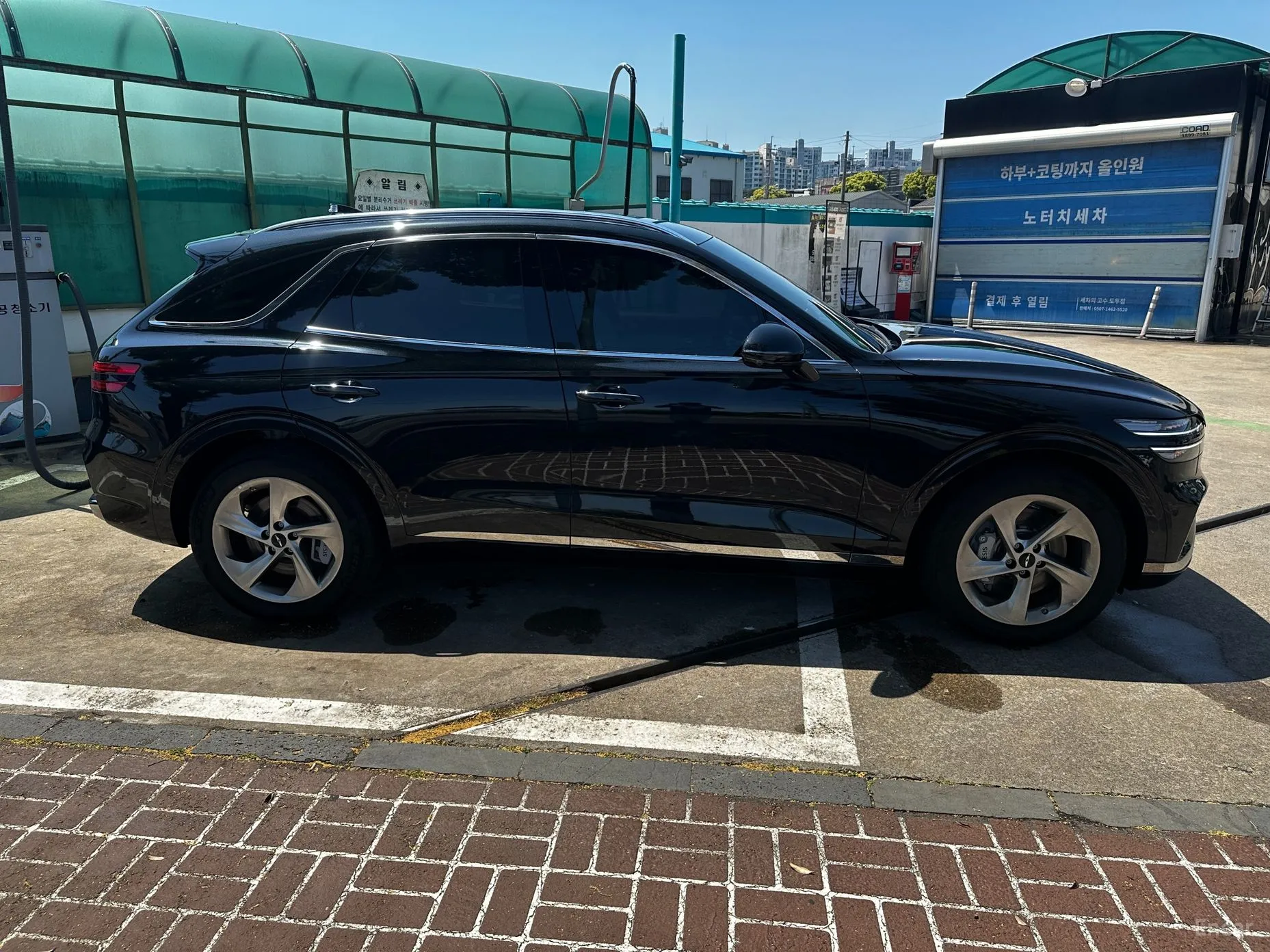 Genesis GV70 превью 5