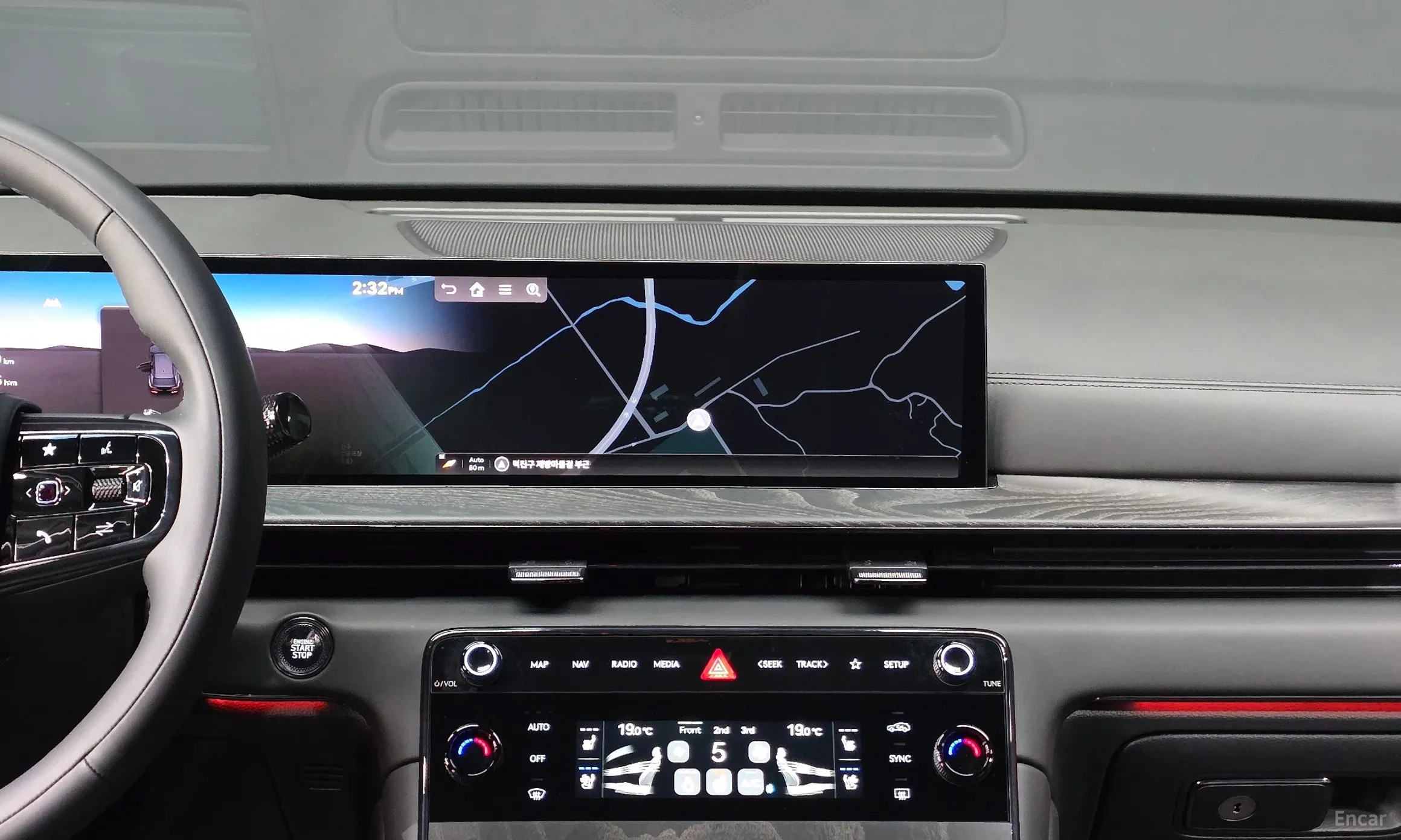 Genesis GV80 превью 19