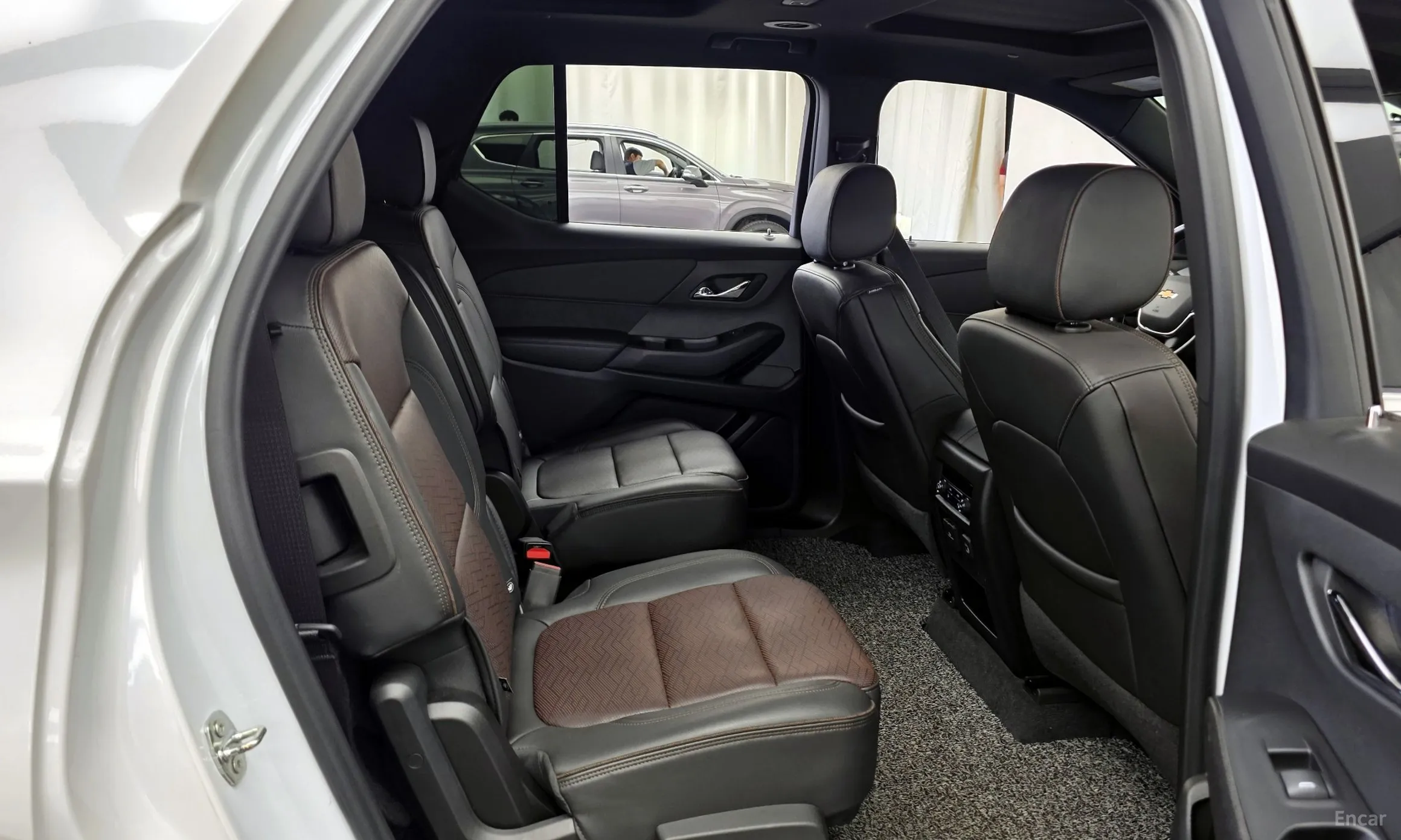 Chevrolet (GM Daewoo) Traverse превью 12