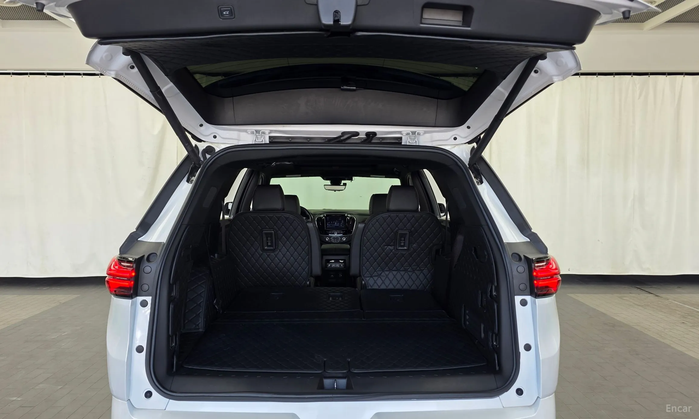 Chevrolet (GM Daewoo) Traverse превью 20