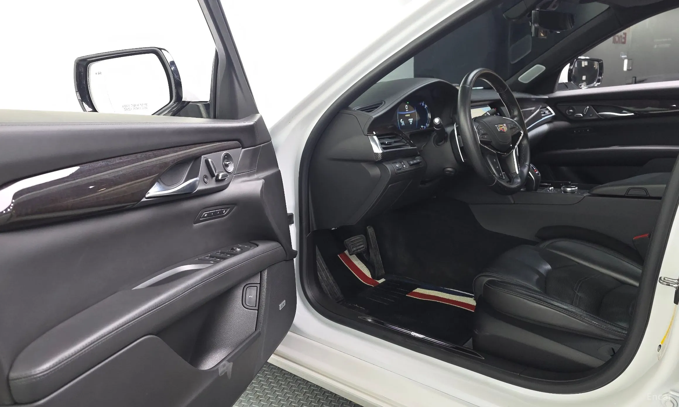 Cadillac CT6 превью 10