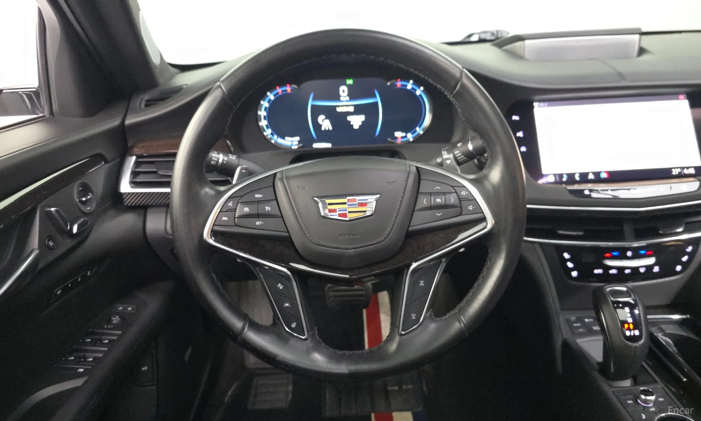 Cadillac CT6 превью 13