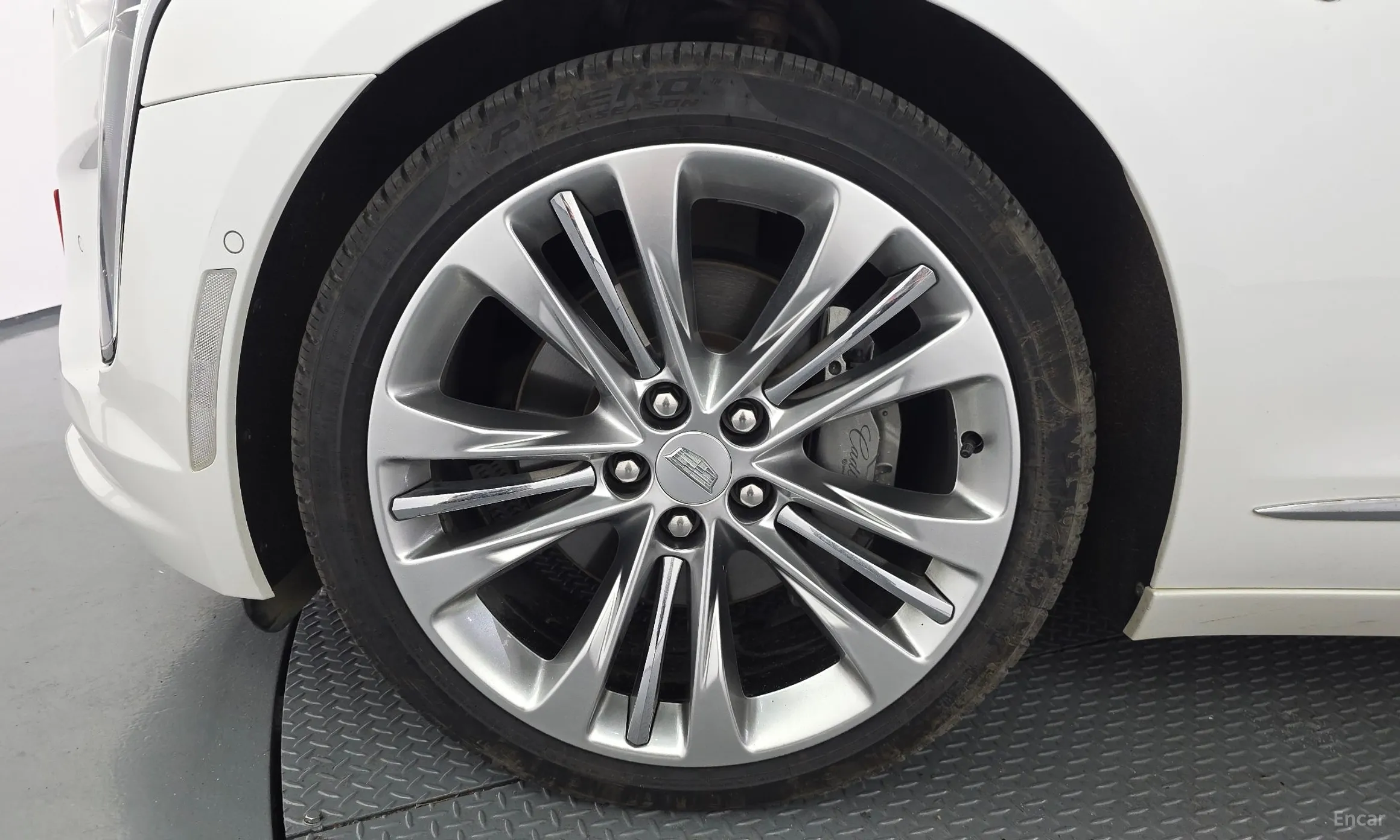 Cadillac CT6 превью 5