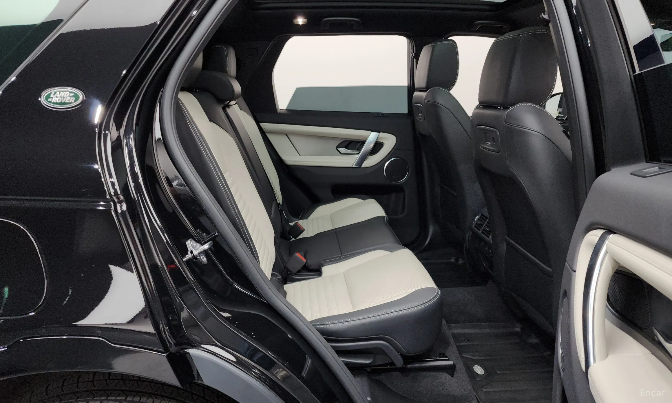 Land Rover Discovery Sports превью 11