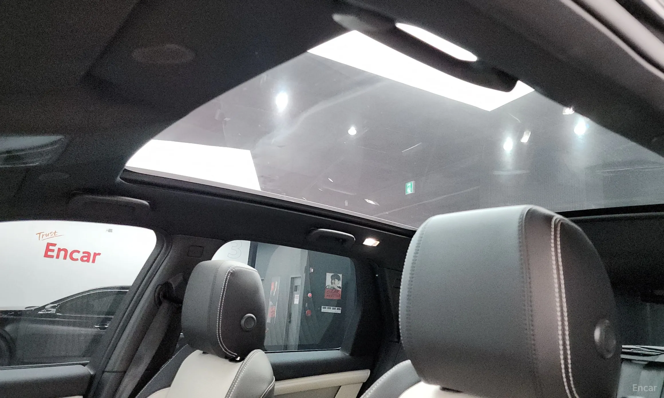 Land Rover Discovery Sports превью 19