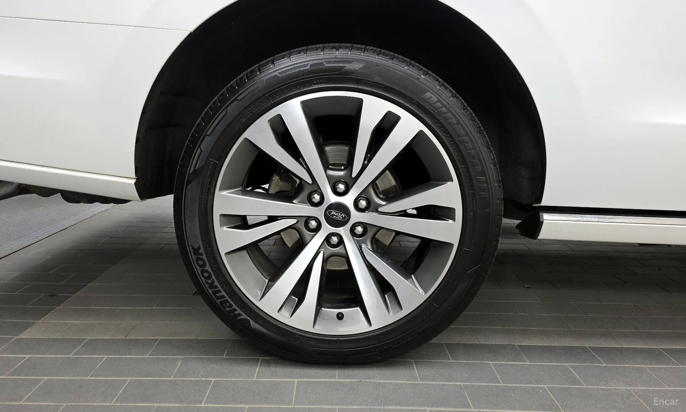 Ford Expedition превью 5