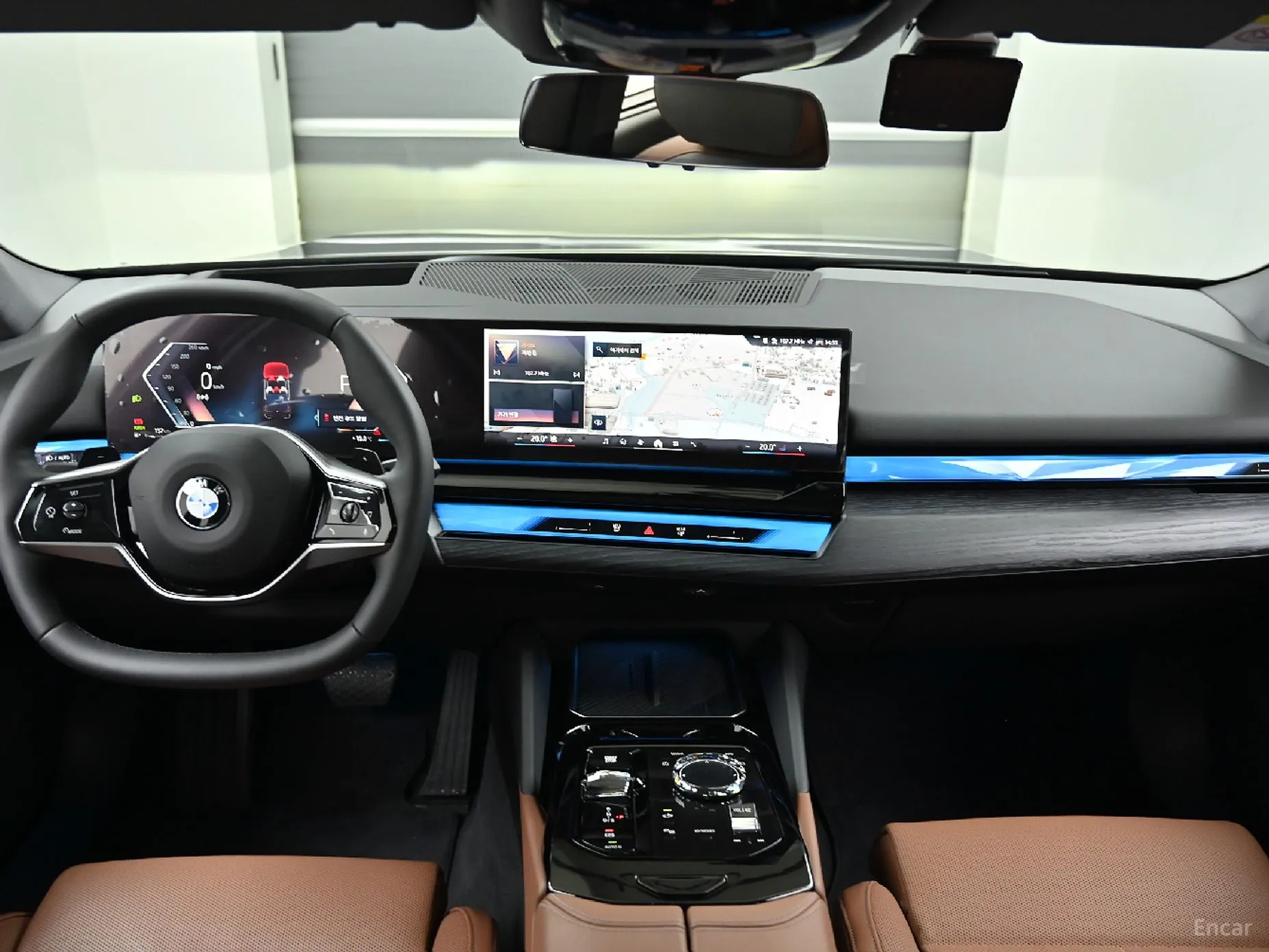 BMW 5 Series (G60) превью 6
