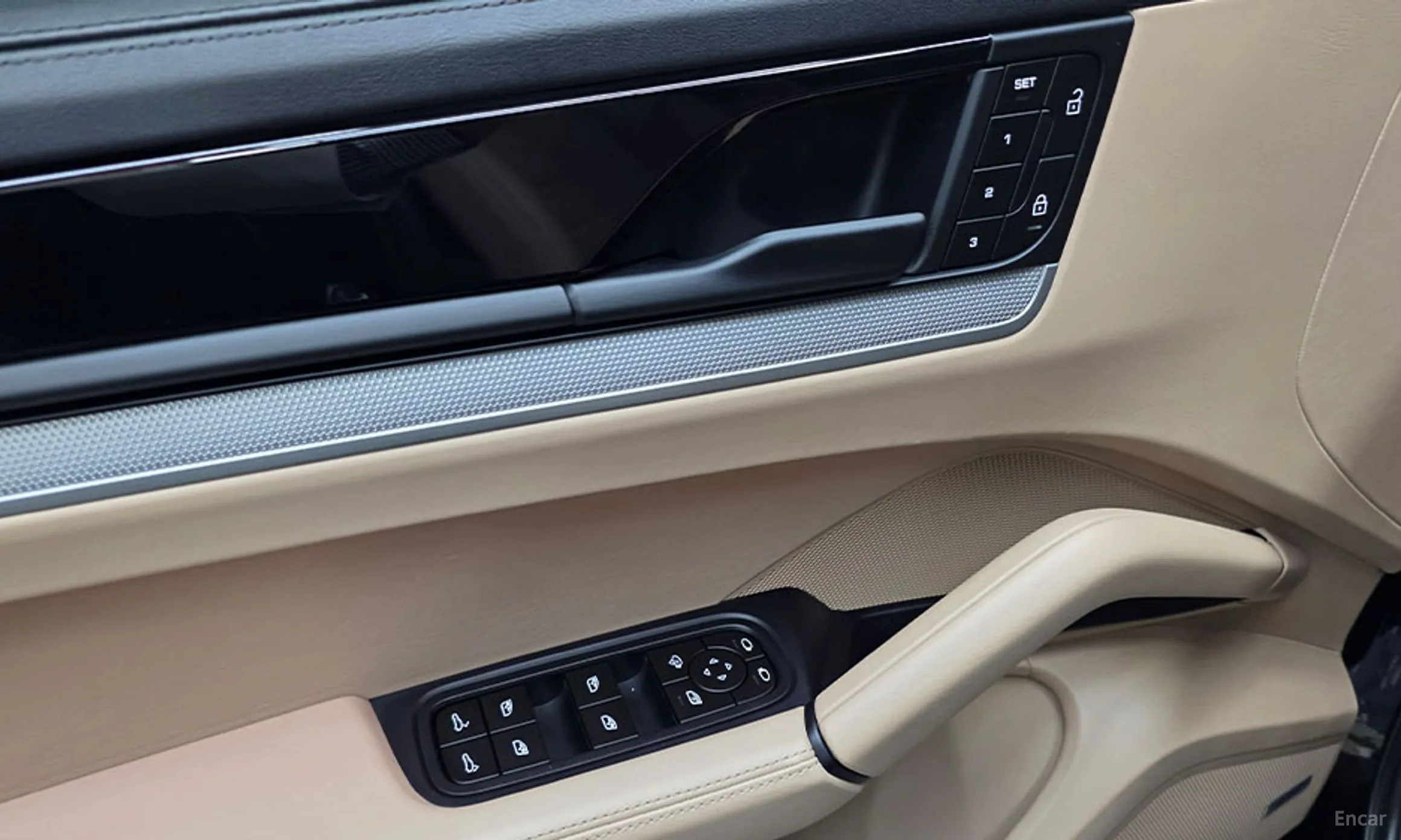 Porsche Cayenne (PO536) превью 10