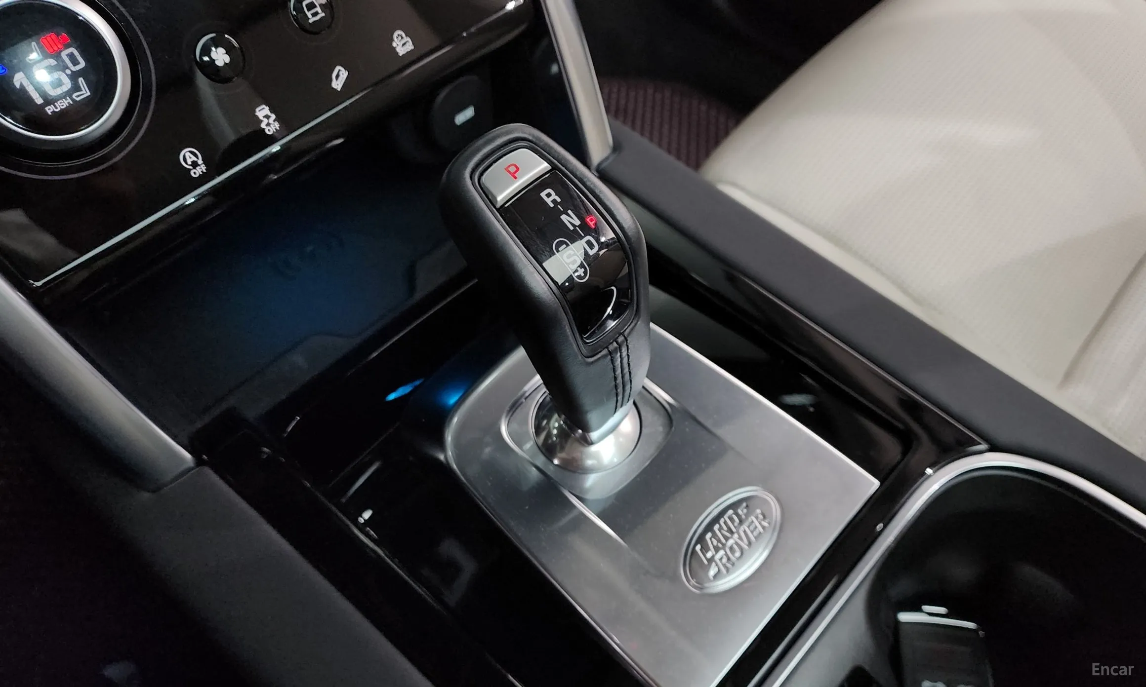 Land Rover Discovery Sports превью 9