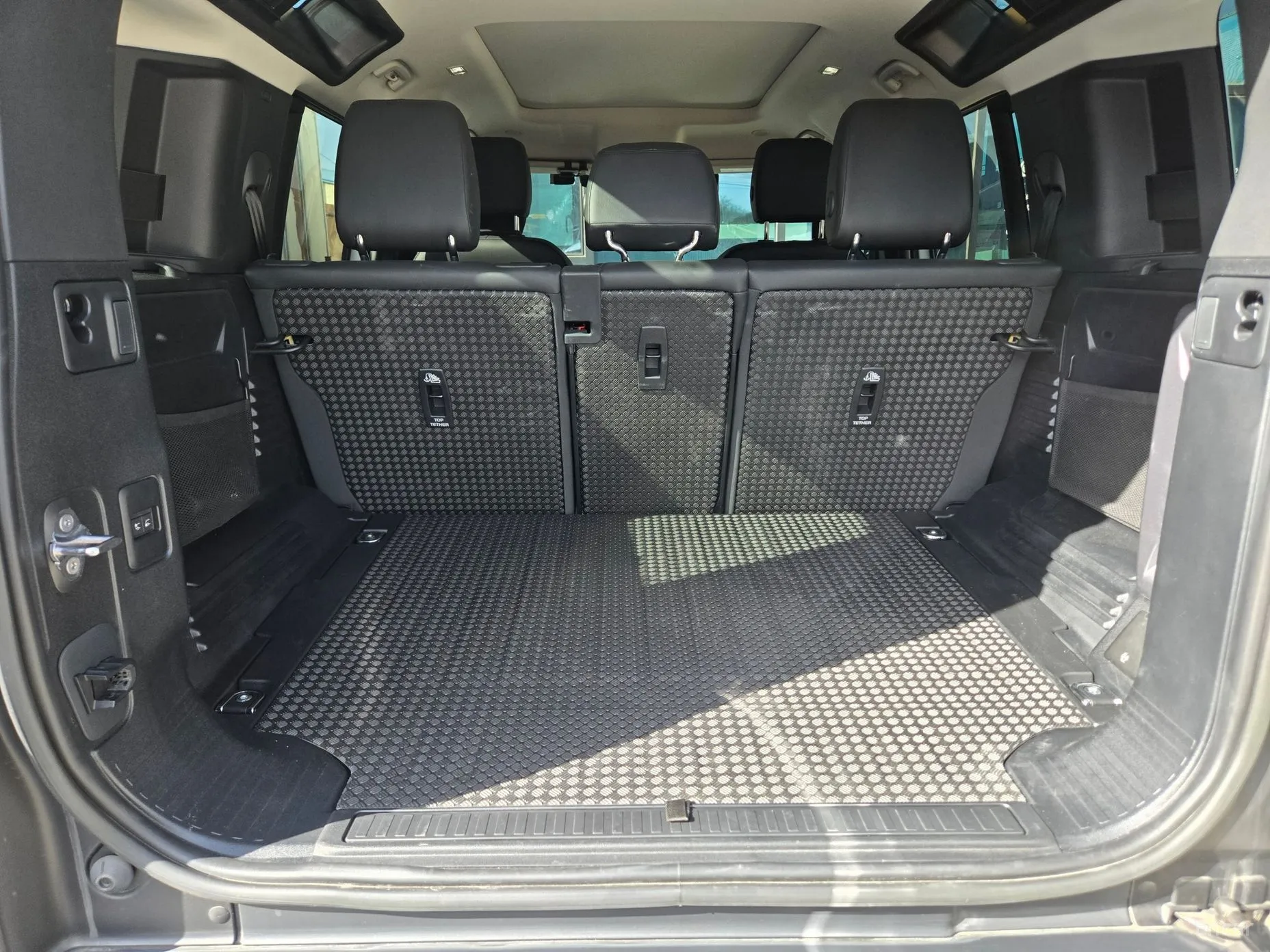 Land Rover Defender (L663) превью 5