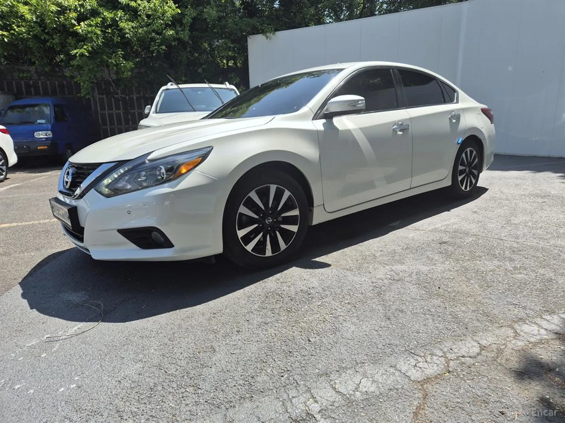 Nissan Altima превью 6