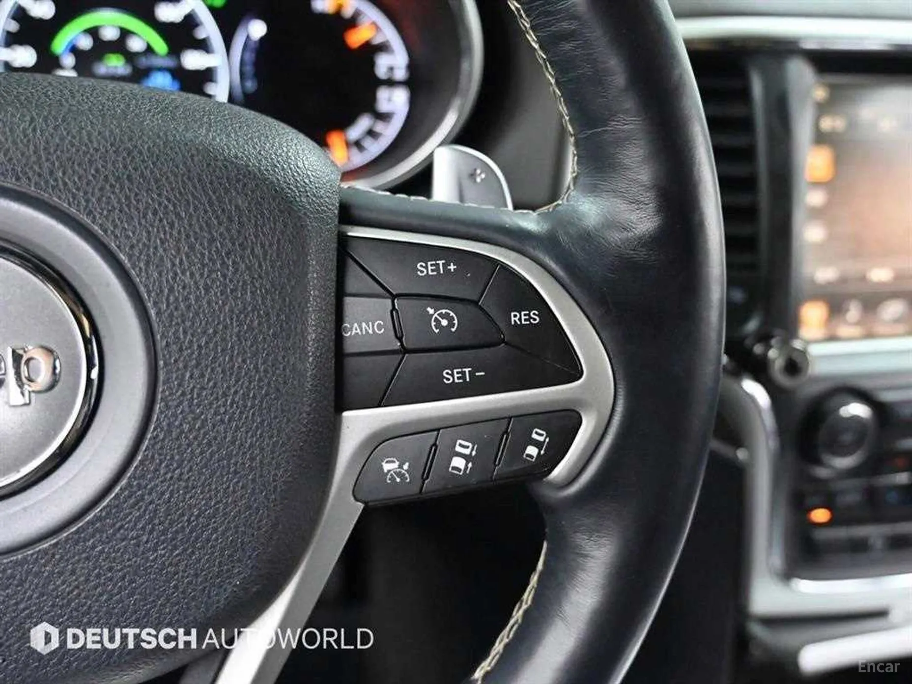 Jeep Grand Cherokee превью 18