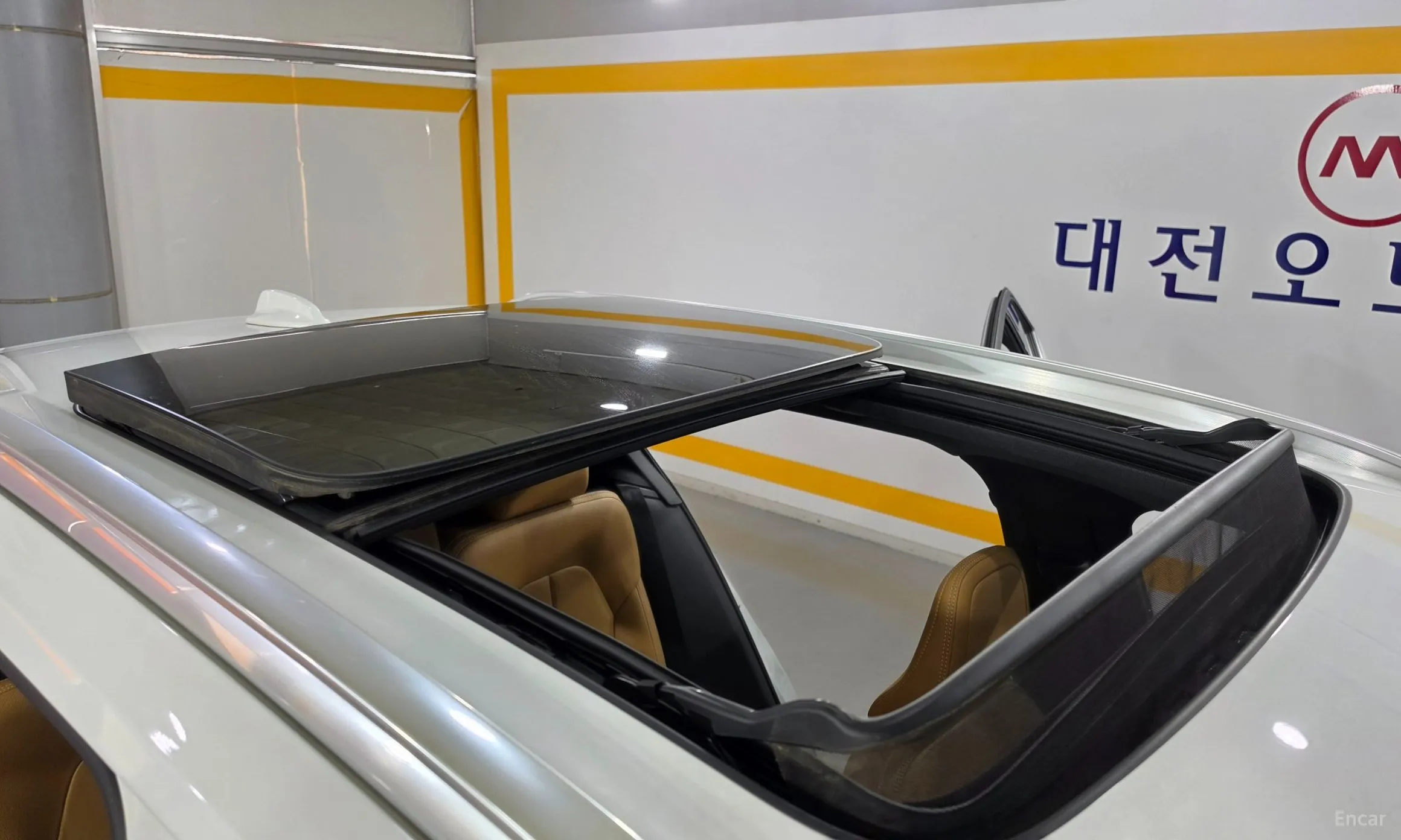 Volvo XC40 превью 17
