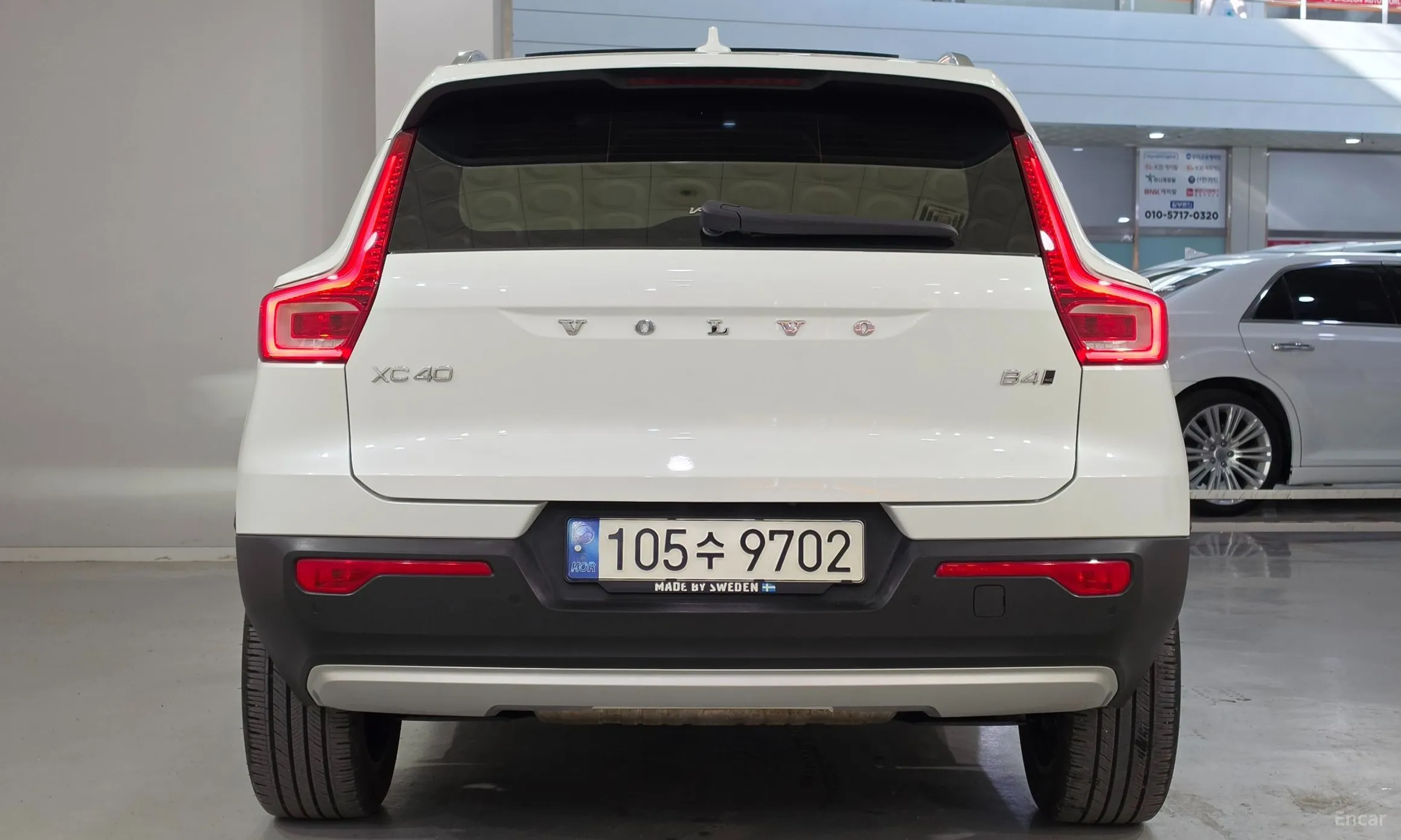 Volvo XC40 превью 4