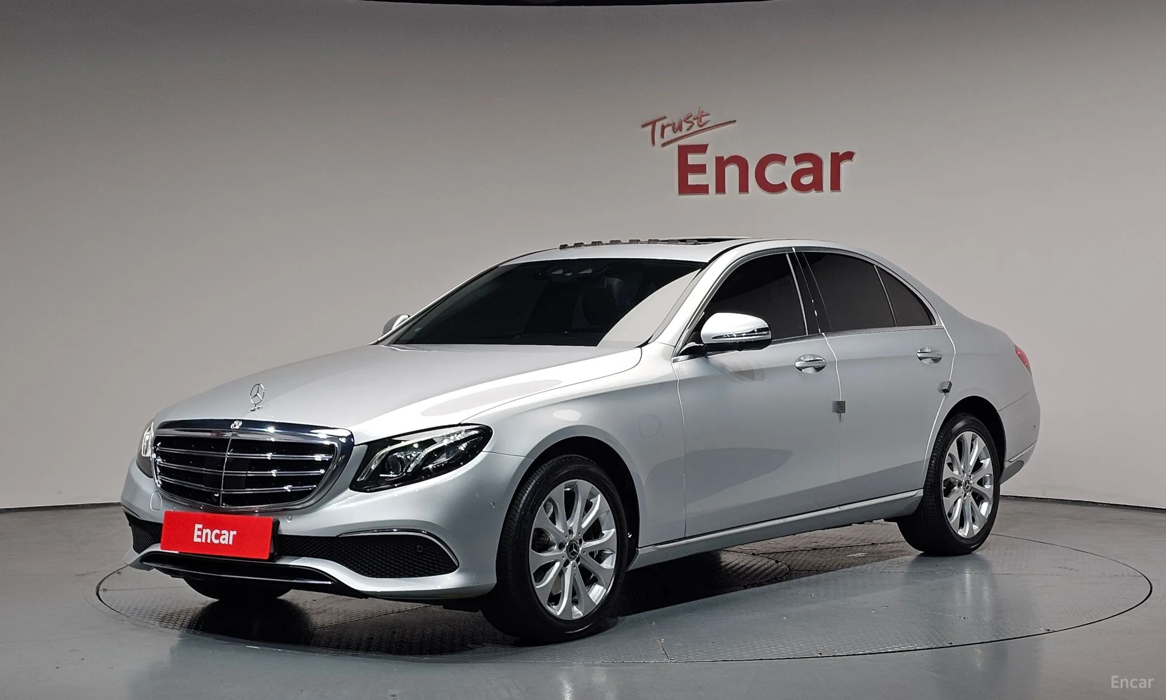 Mercedes Benz E-Class W213