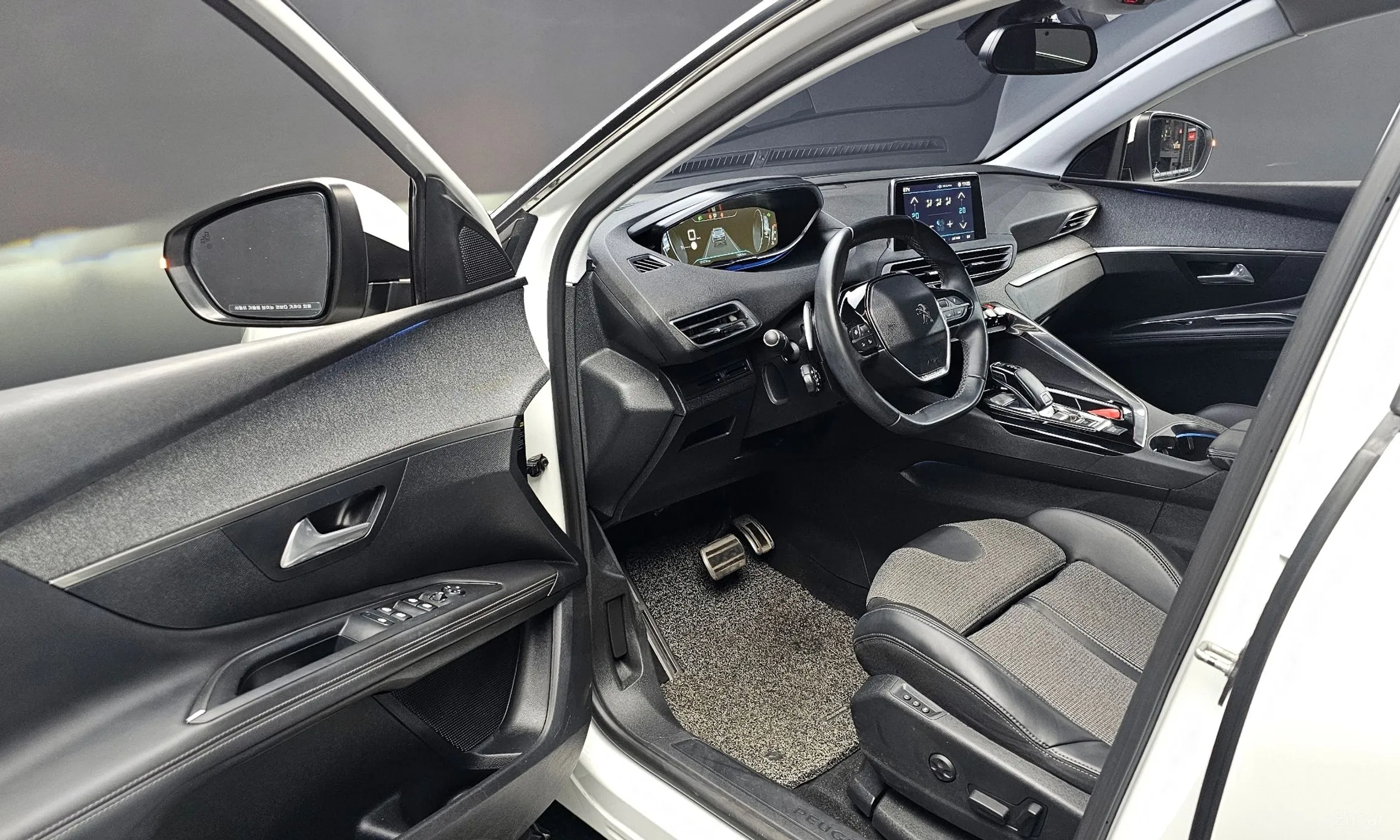Peugeot 3008 2nd generation превью 10