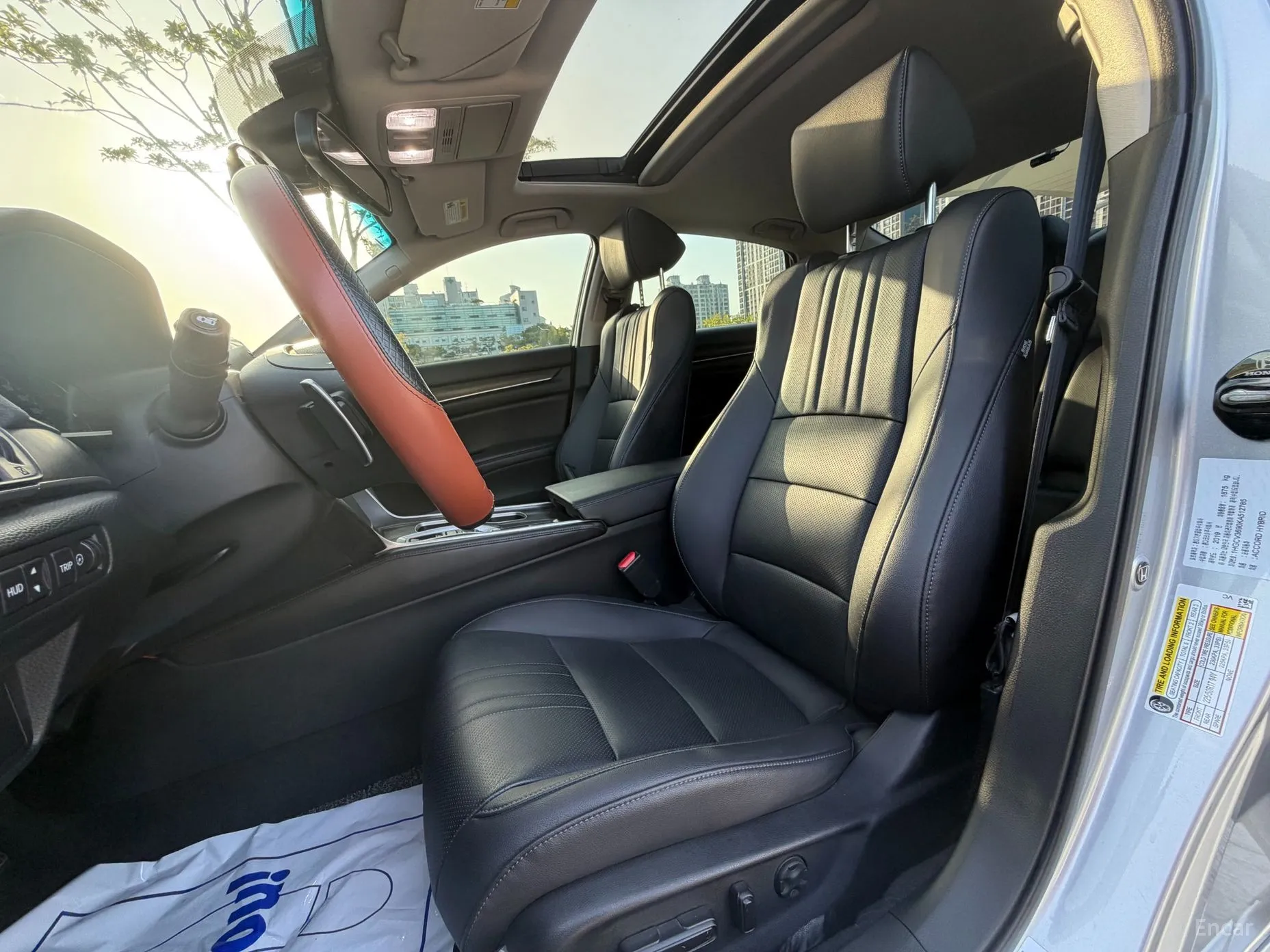 Honda Accord 10th Generation превью 10