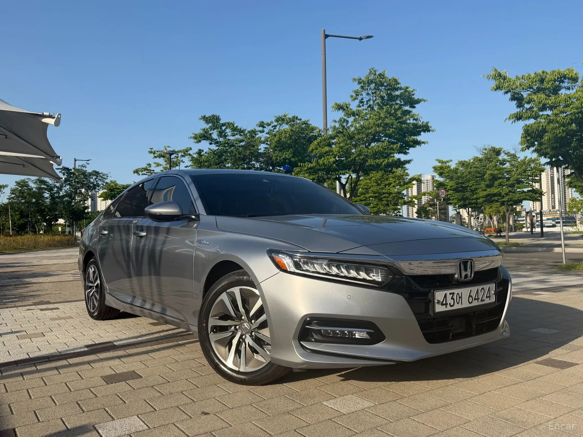 Honda Accord 10th Generation превью 19