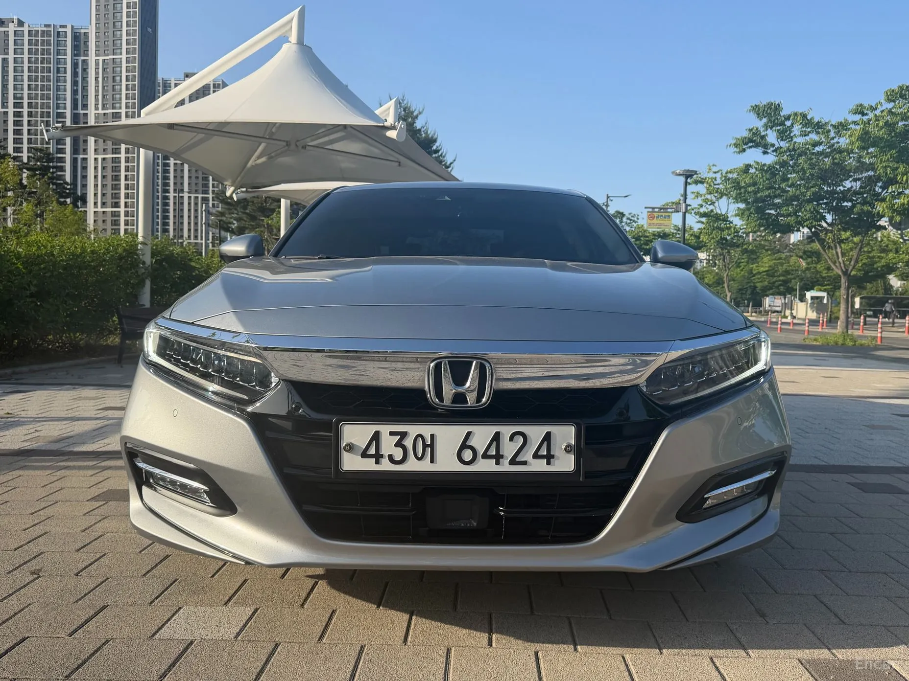 Honda Accord 10th Generation превью 3