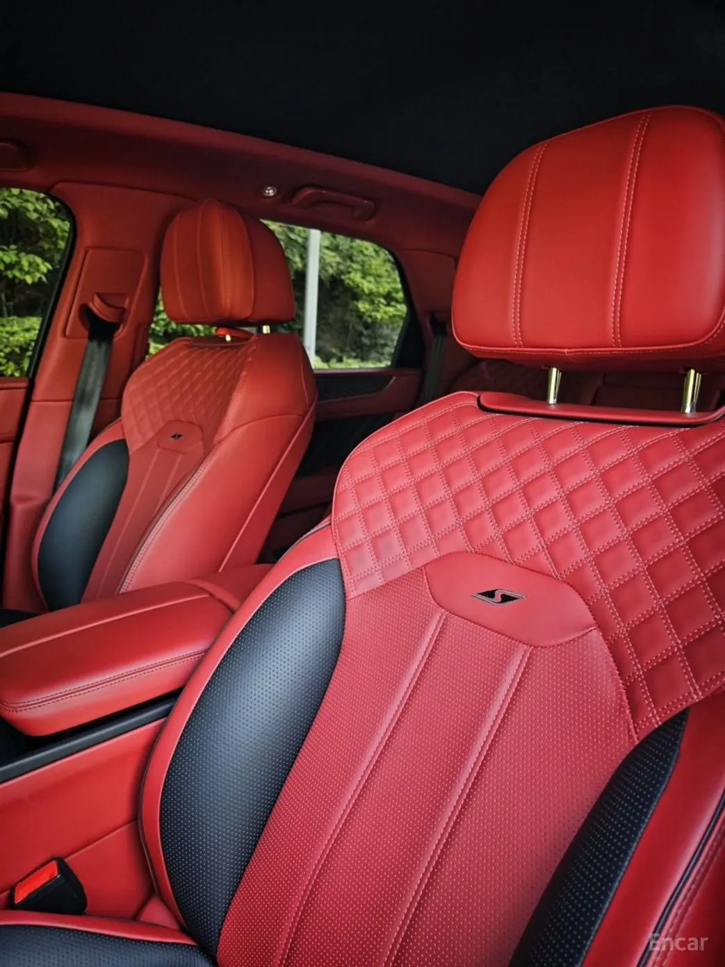 Bentley Bentayga превью 12