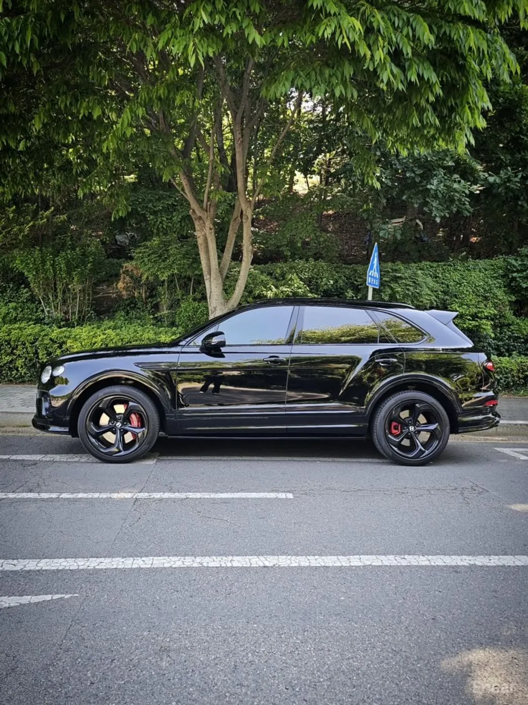 Bentley Bentayga превью 6