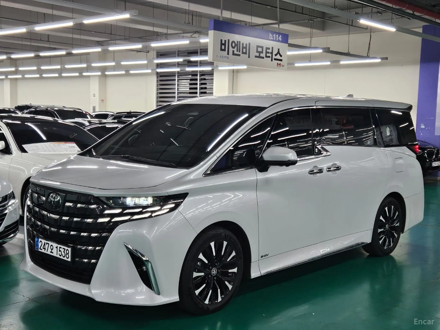 Toyota Alphard 4th Generation превью 2