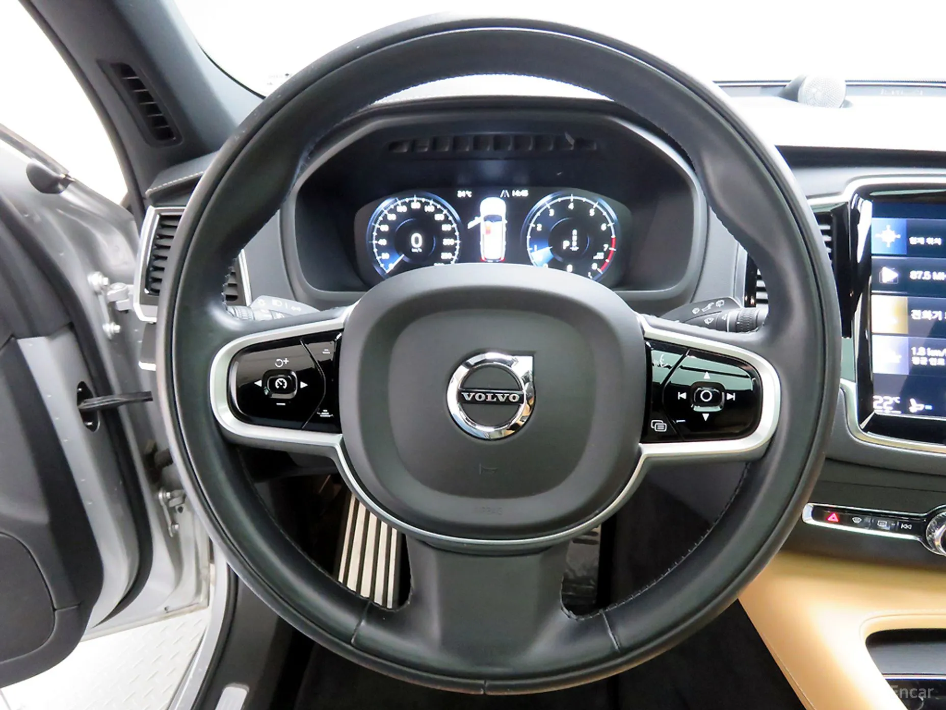 Volvo XC90 Gen 2 превью 9